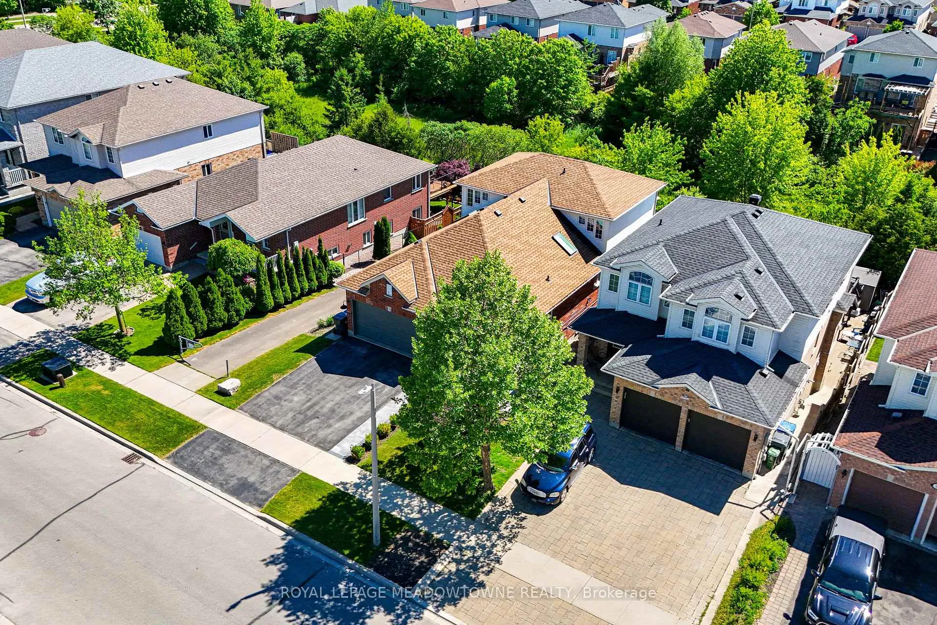 Photo 30 of 15 Zecca Drive, Guelph, Pineridge/Westminster Woods — HOMEH