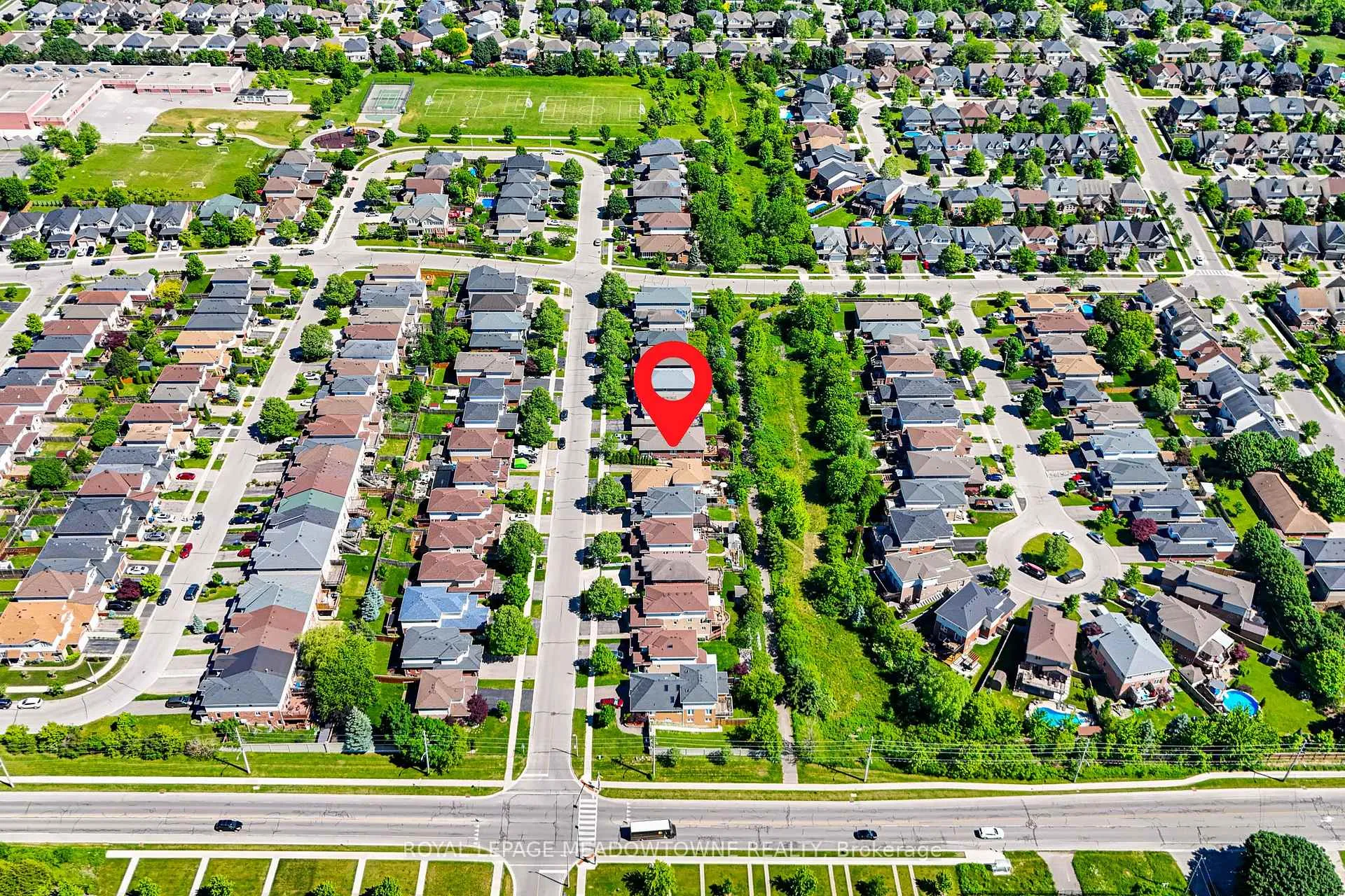 Photo 39 of 15 Zecca Drive, Guelph, Pineridge/Westminster Woods — HOMEH