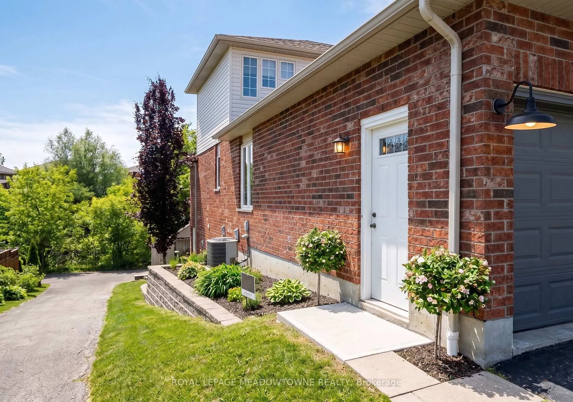 Photo 40 of 15 Zecca Drive, Guelph, Pineridge/Westminster Woods — HOMEH