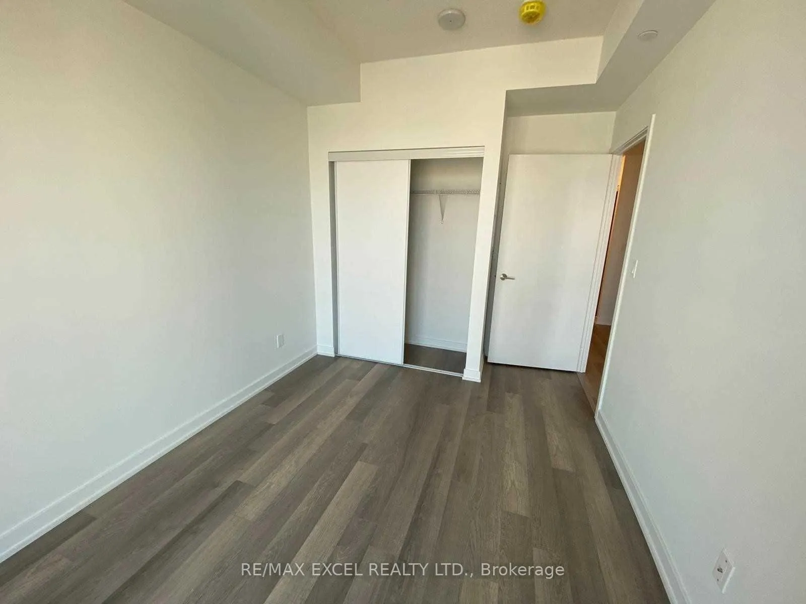 Photo 8 of Unit 1406, 181 Huron Street, Toronto, Kensington-Chinatown — HOMEH