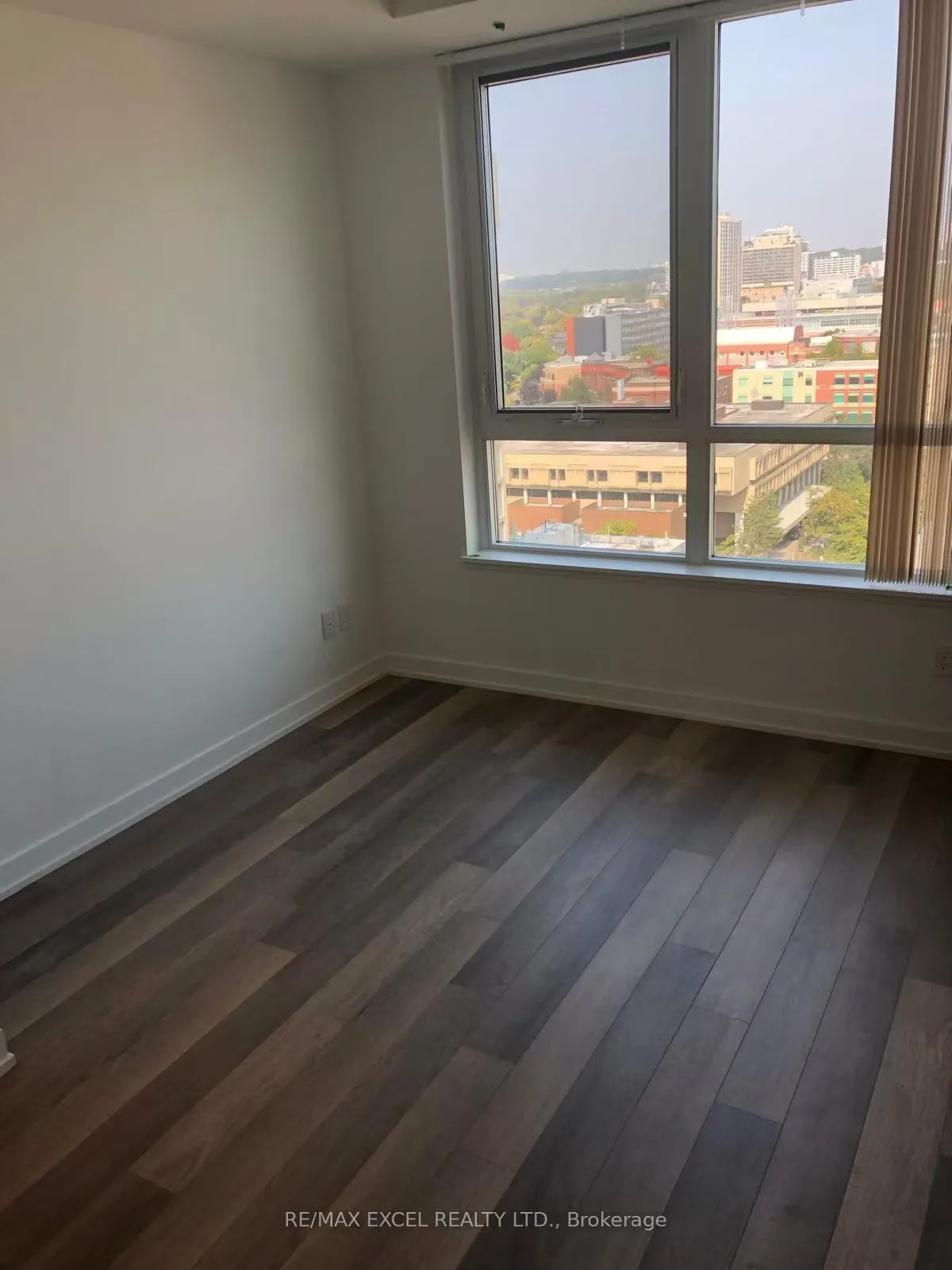 Photo 20 of Unit 1406, 181 Huron Street, Toronto, Kensington-Chinatown — HOMEH