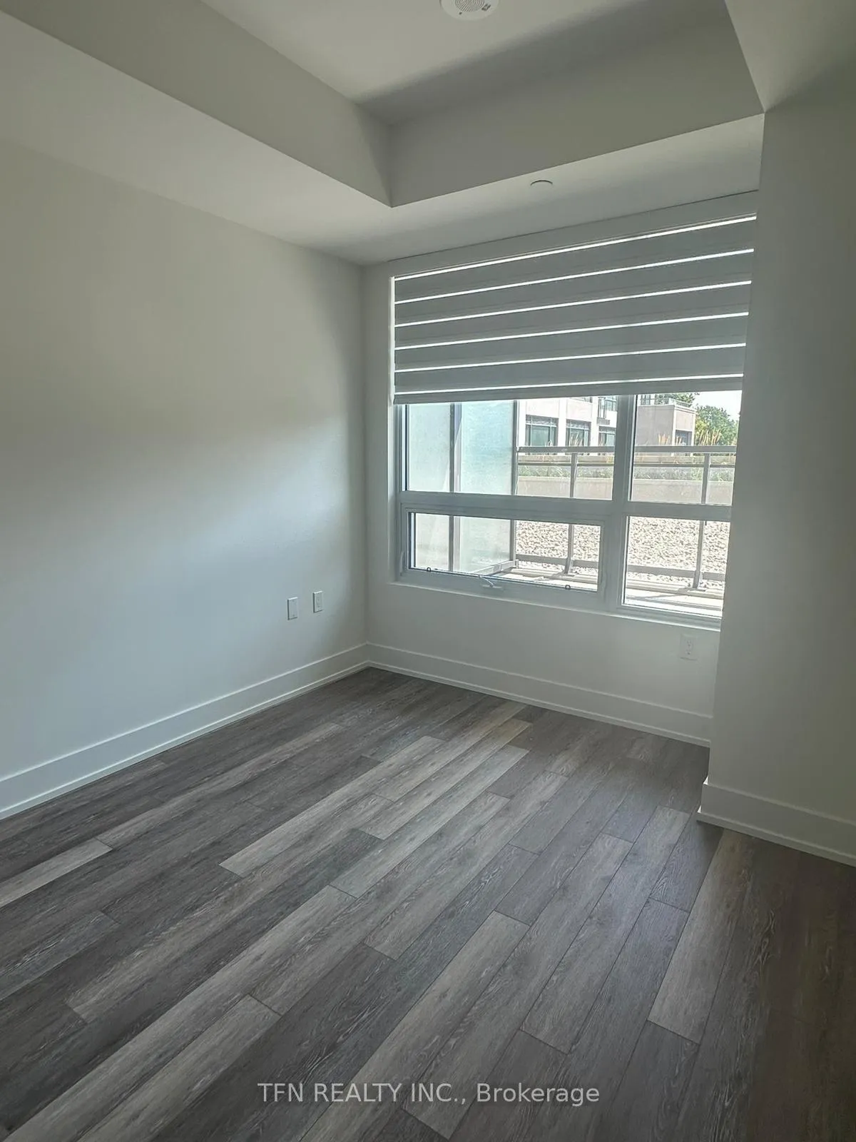 Photo 4 of Unit 202, 2075 King Road, King, King City — HOMEH