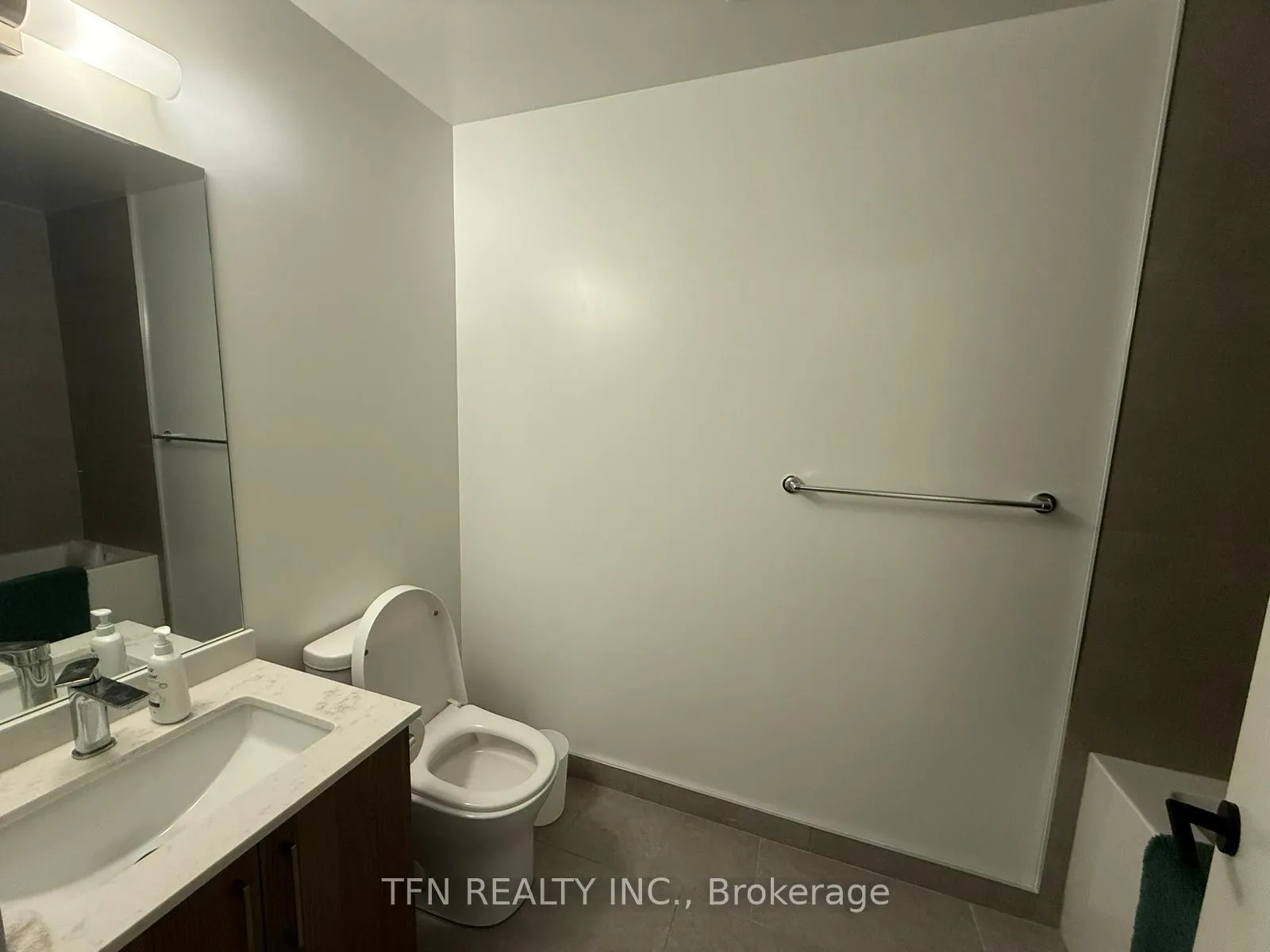 Photo 6 of Unit 202, 2075 King Road, King, King City — HOMEH