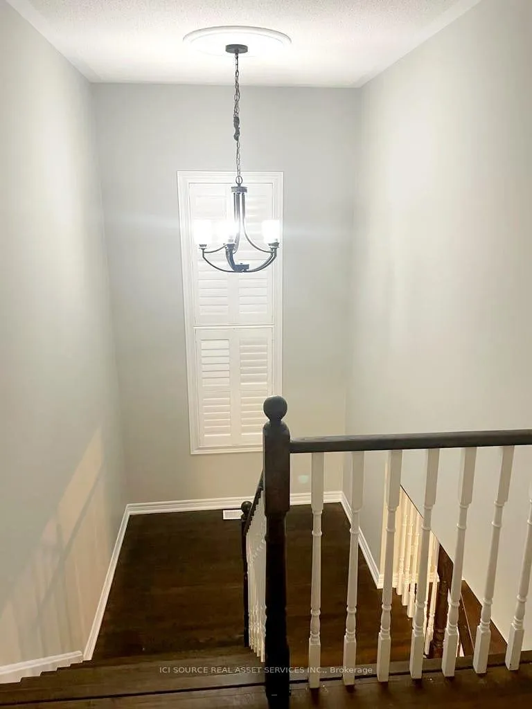 Photo 9 of Unit Upper, 1579 Coldstream Drive, Oshawa, Taunton — HOMEH