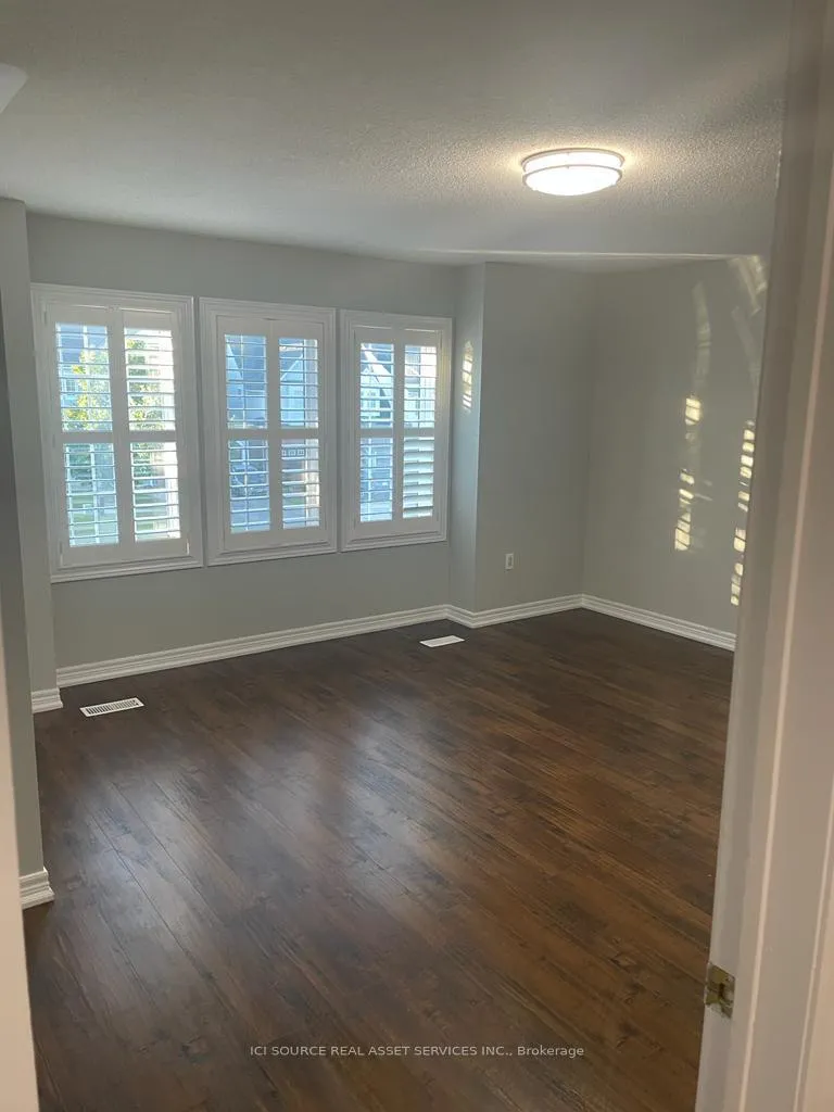 Photo 10 of Unit Upper, 1579 Coldstream Drive, Oshawa, Taunton — HOMEH
