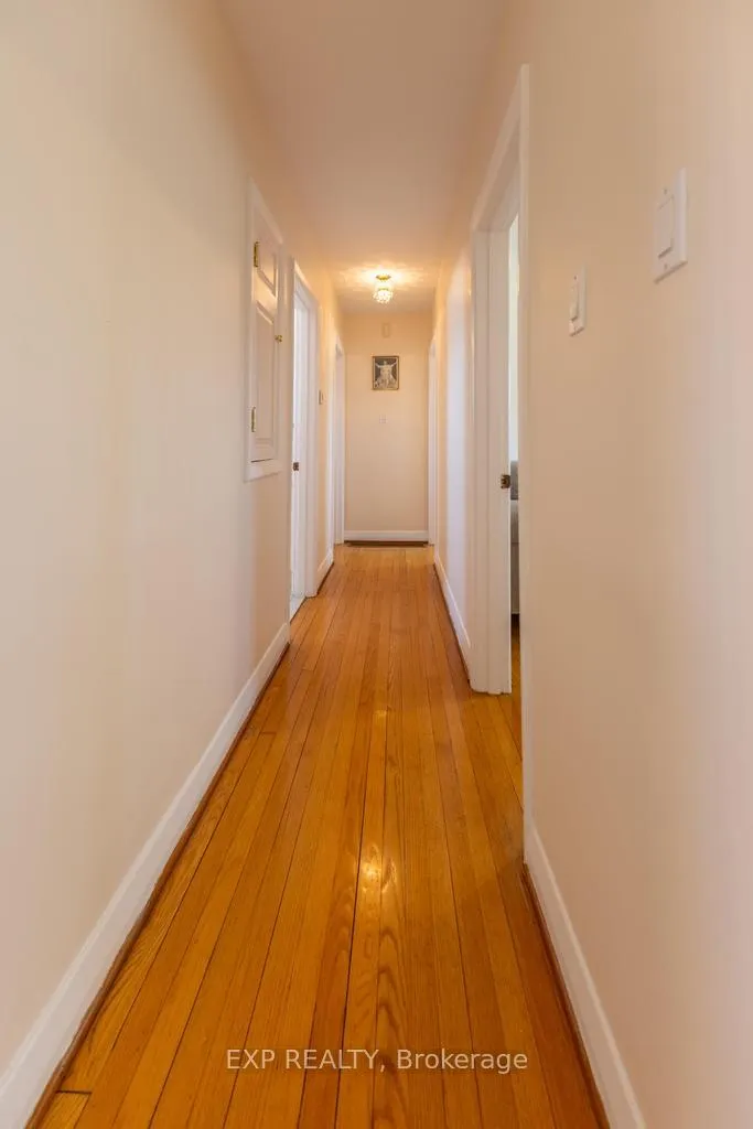 Photo 27 of 11 Donna Street, Ottawa, Meadowlands/Crestview — HOMEH