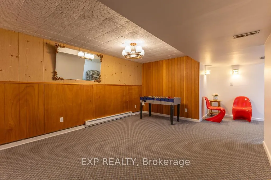 Photo 32 of 11 Donna Street, Ottawa, Meadowlands/Crestview — HOMEH