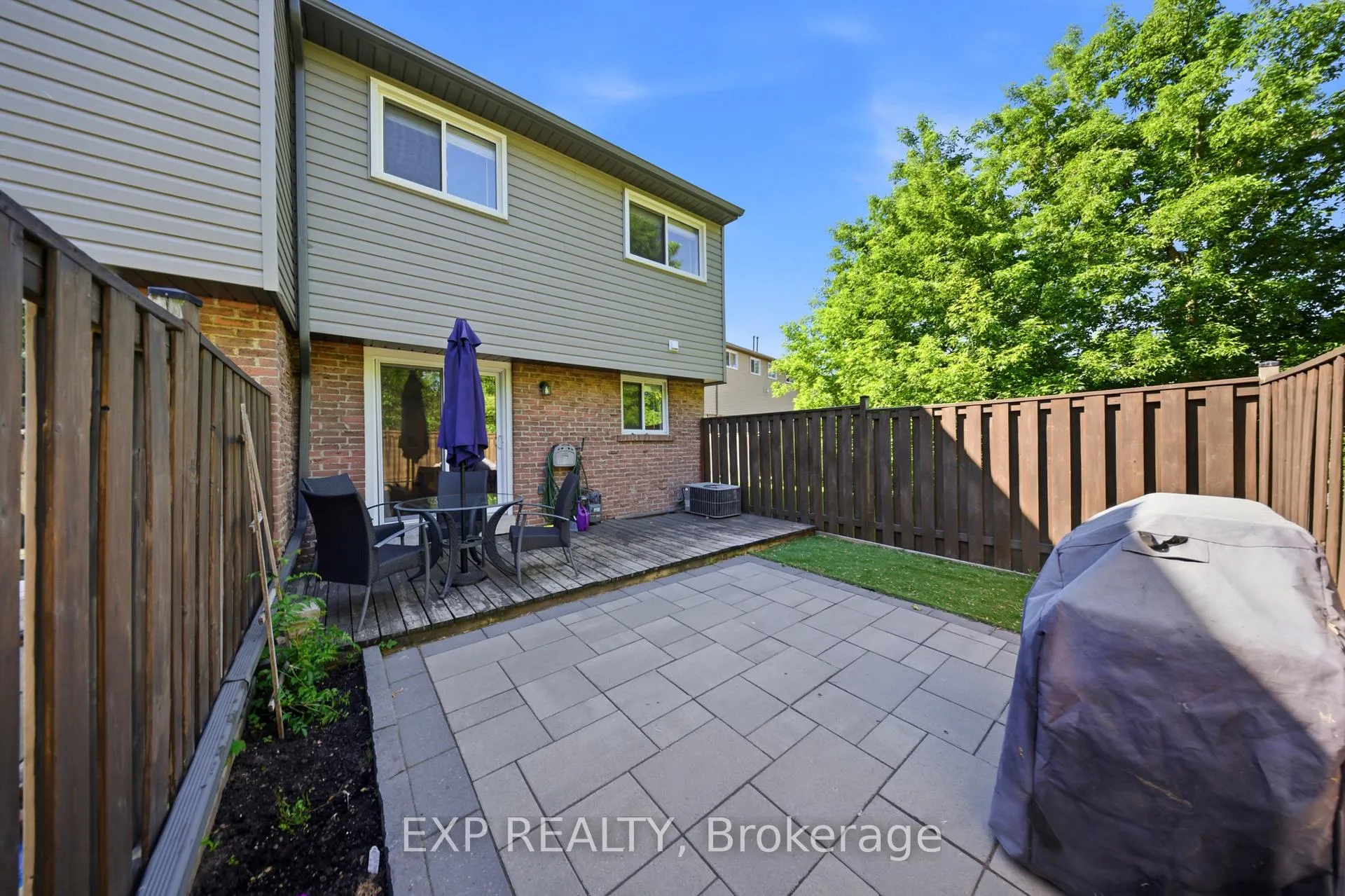 Photo 31 of 33 Tara Park Crescent, Brampton, Brampton North — HOMEH