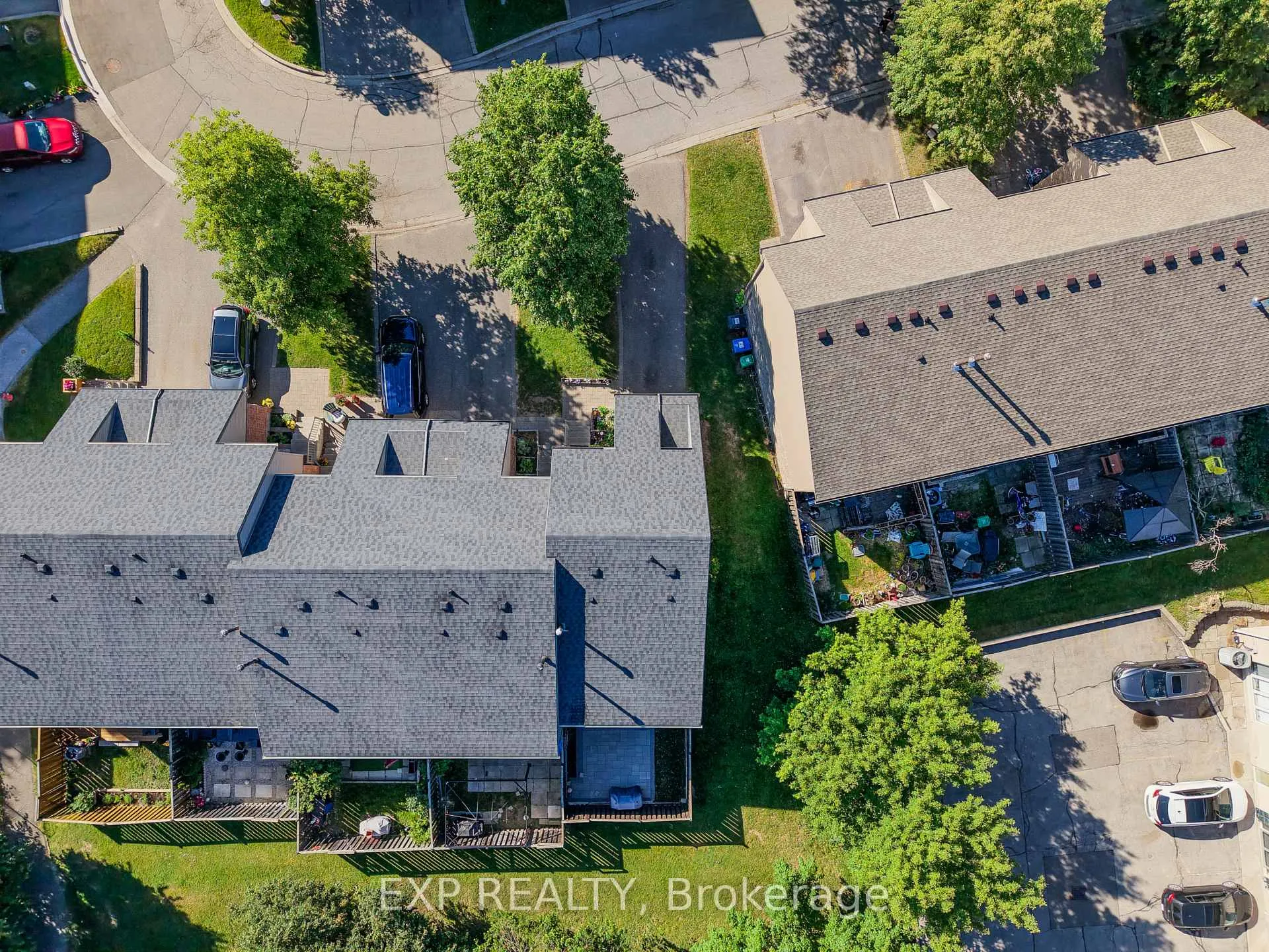 Photo 41 of 33 Tara Park Crescent, Brampton, Brampton North — HOMEH