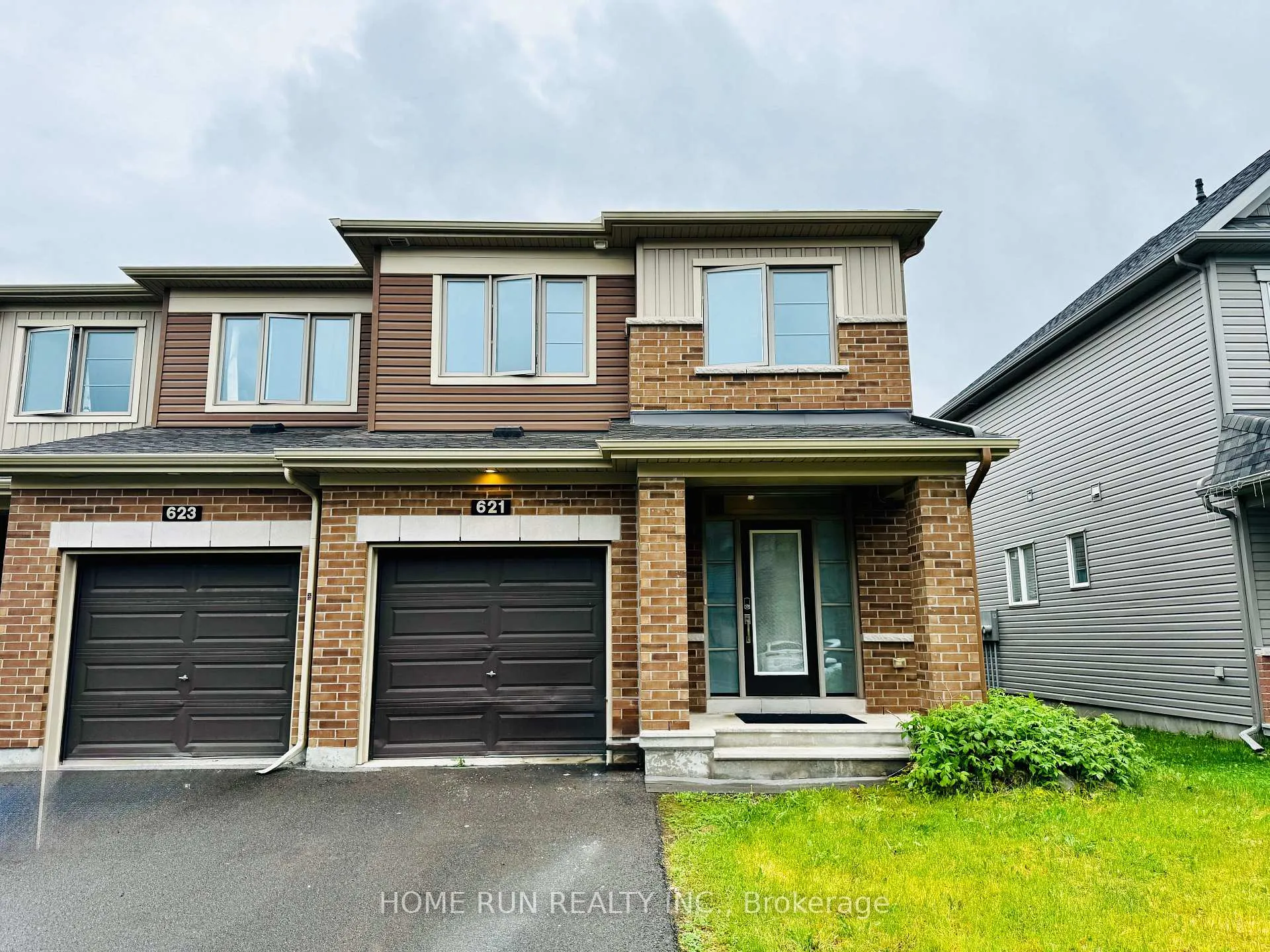 Photo 1 of 621 Lauraleaf Crescent, Ottawa, Barrhaven - Half Moon Bay — HOMEH