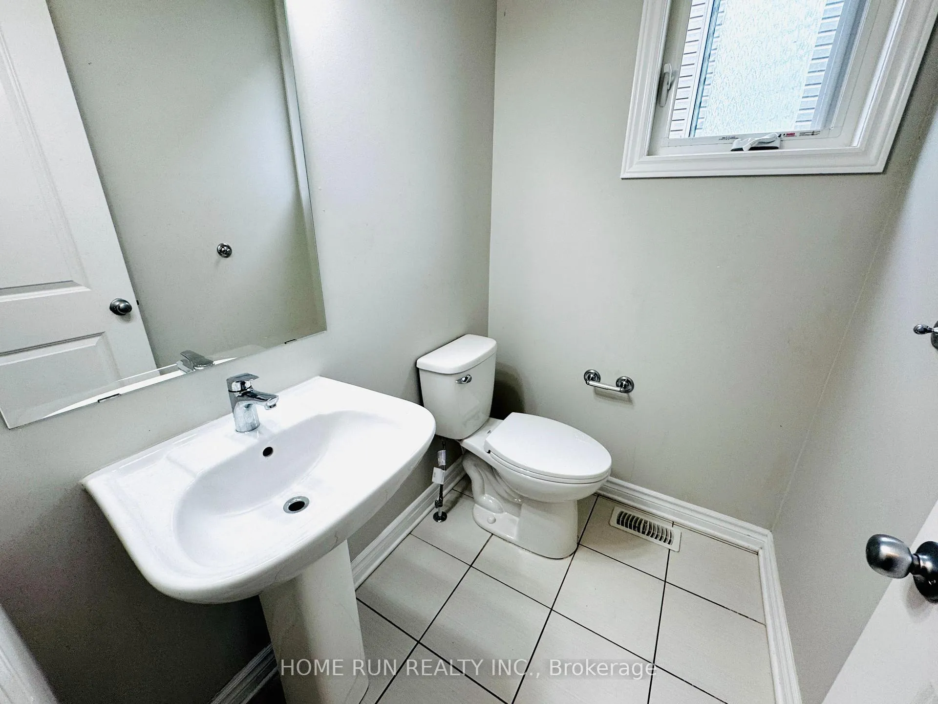 Photo 11 of 621 Lauraleaf Crescent, Ottawa, Barrhaven - Half Moon Bay — HOMEH