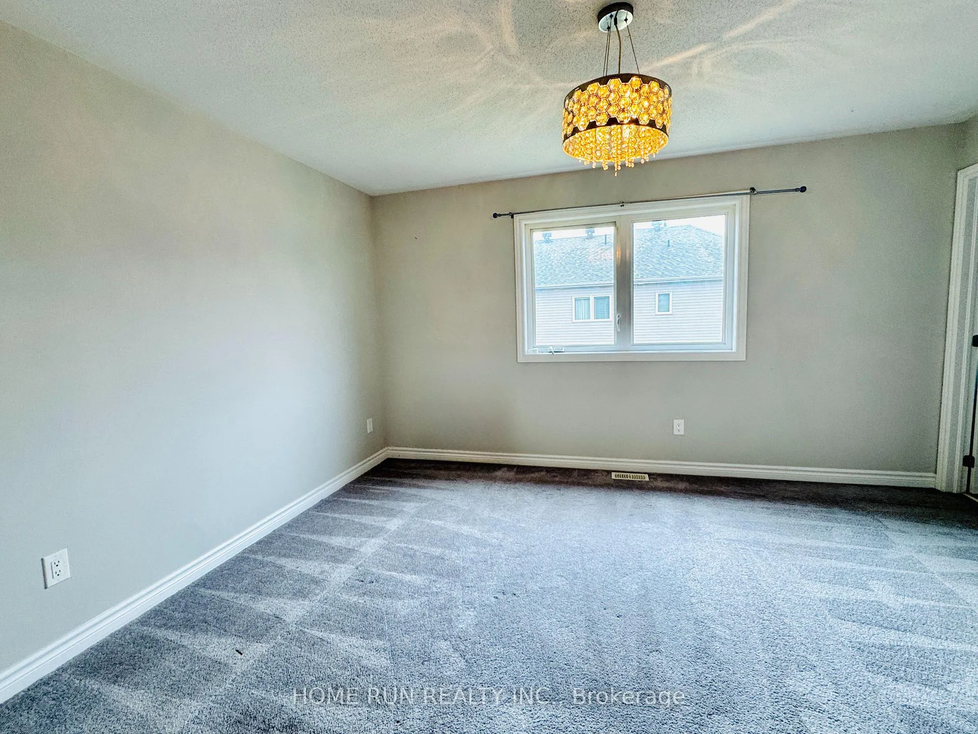 Photo 12 of 621 Lauraleaf Crescent, Ottawa, Barrhaven - Half Moon Bay — HOMEH