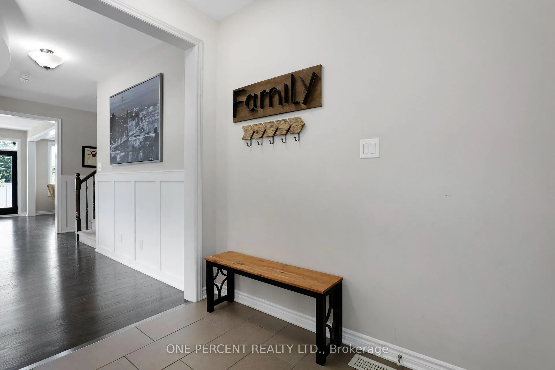 Photo 5 of 50 Sweetbay Circle, Ottawa, Stittsville (North) — HOMEH