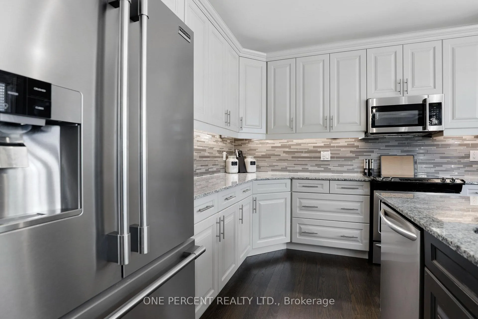 Photo 14 of 50 Sweetbay Circle, Ottawa, Stittsville (North) — HOMEH