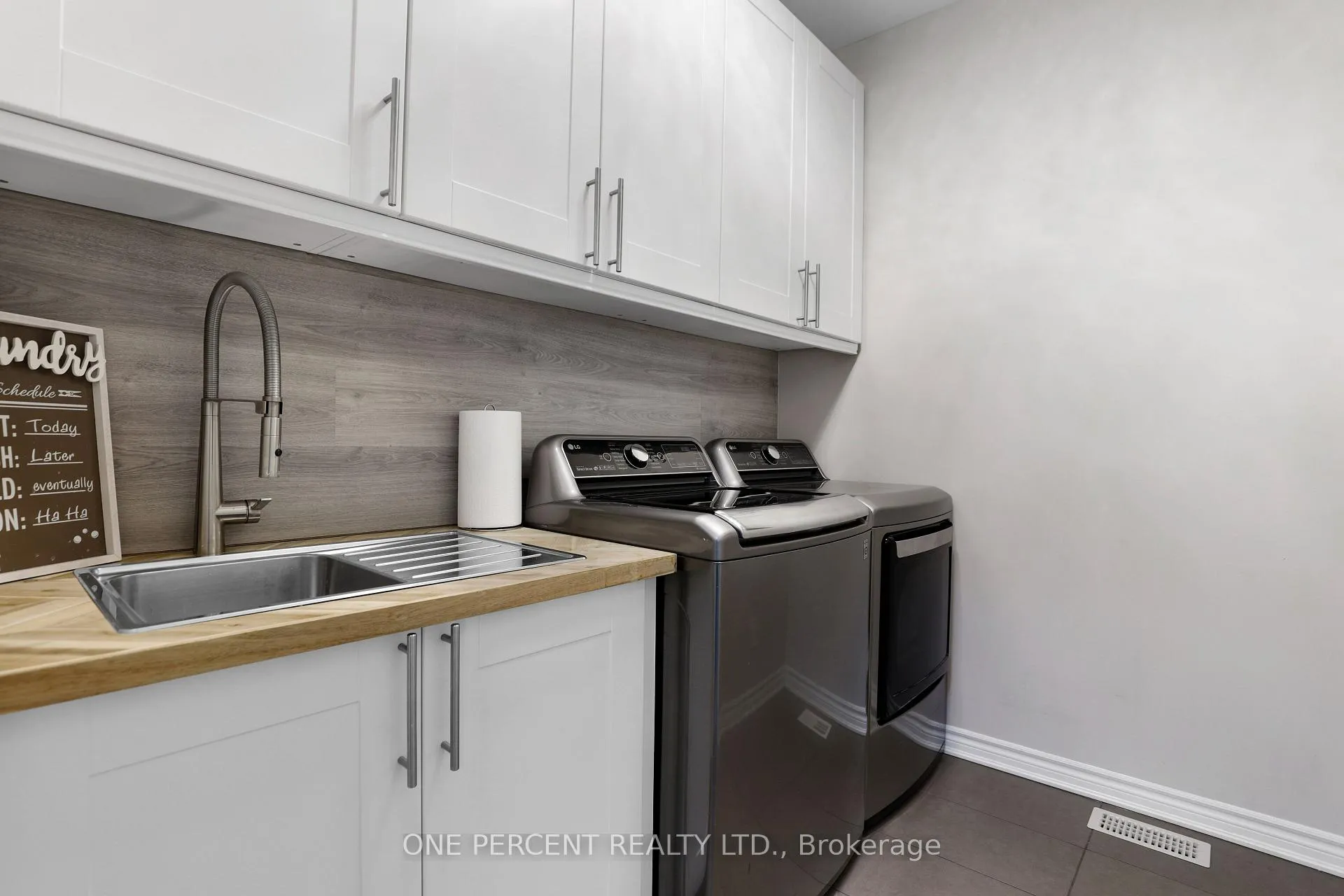Photo 38 of 50 Sweetbay Circle, Ottawa, Stittsville (North) — HOMEH