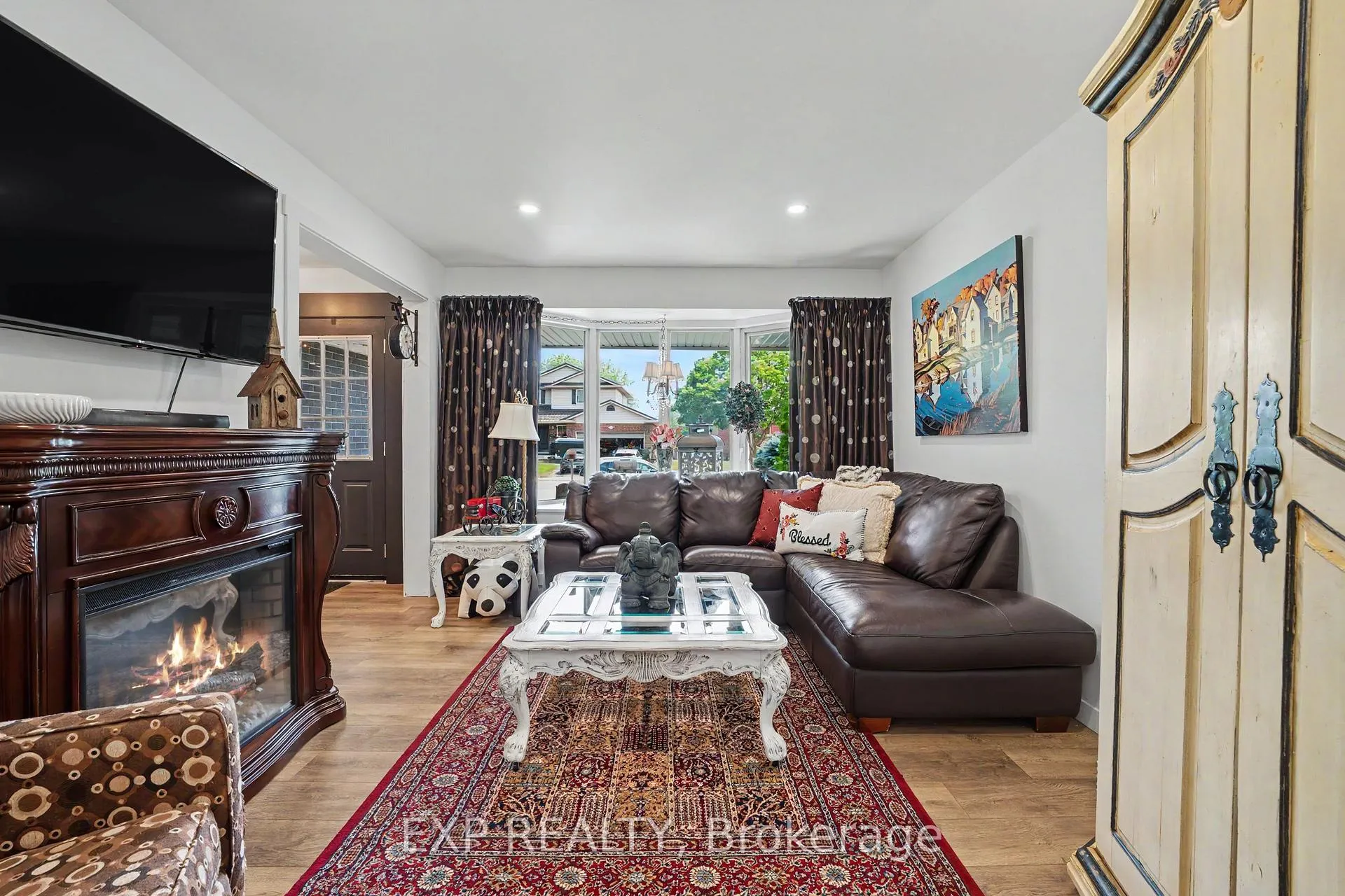 Photo 6 of 4566 Cedarbrook Lane, Lincoln, Beamsville — HOMEH