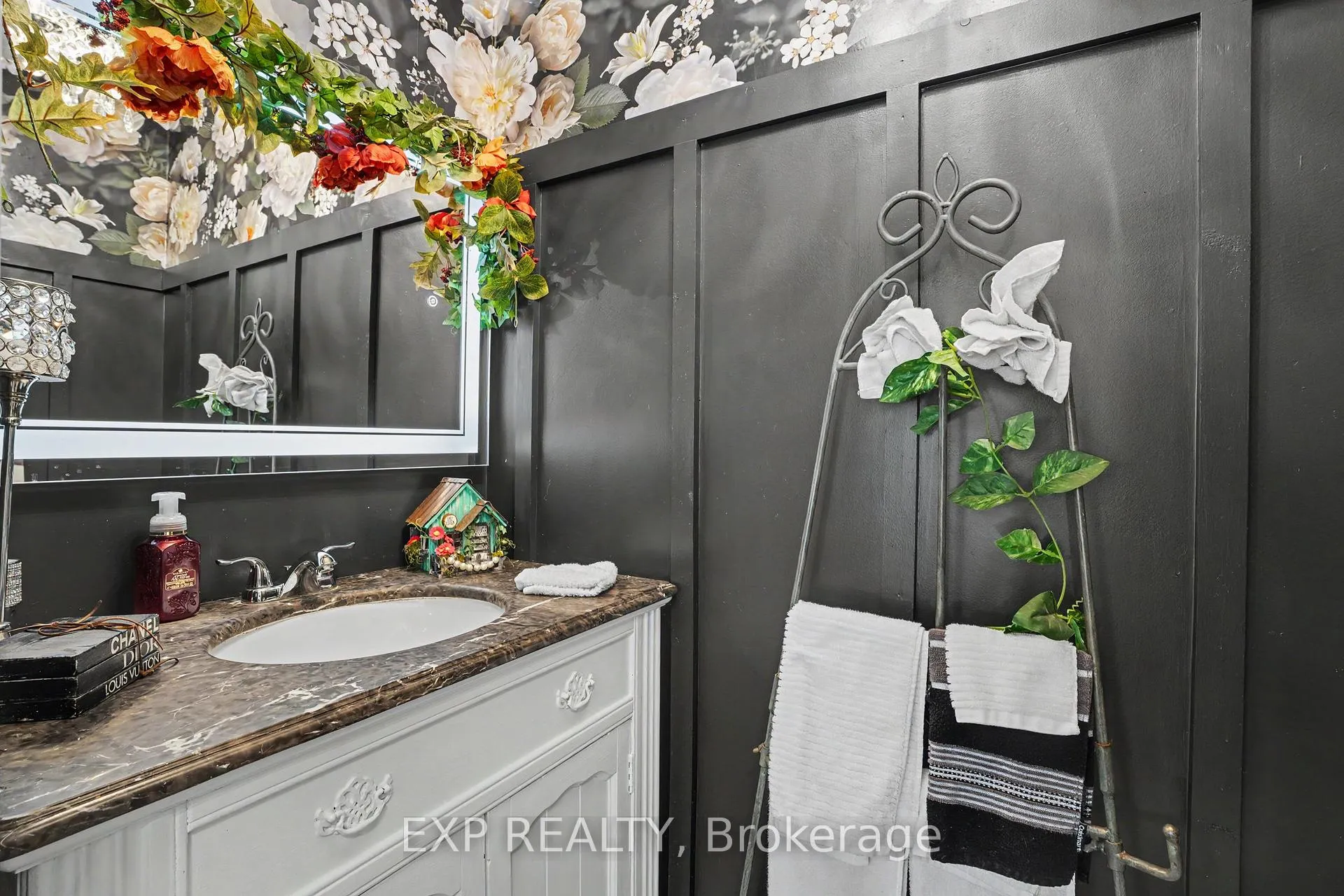 Photo 16 of 4566 Cedarbrook Lane, Lincoln, Beamsville — HOMEH