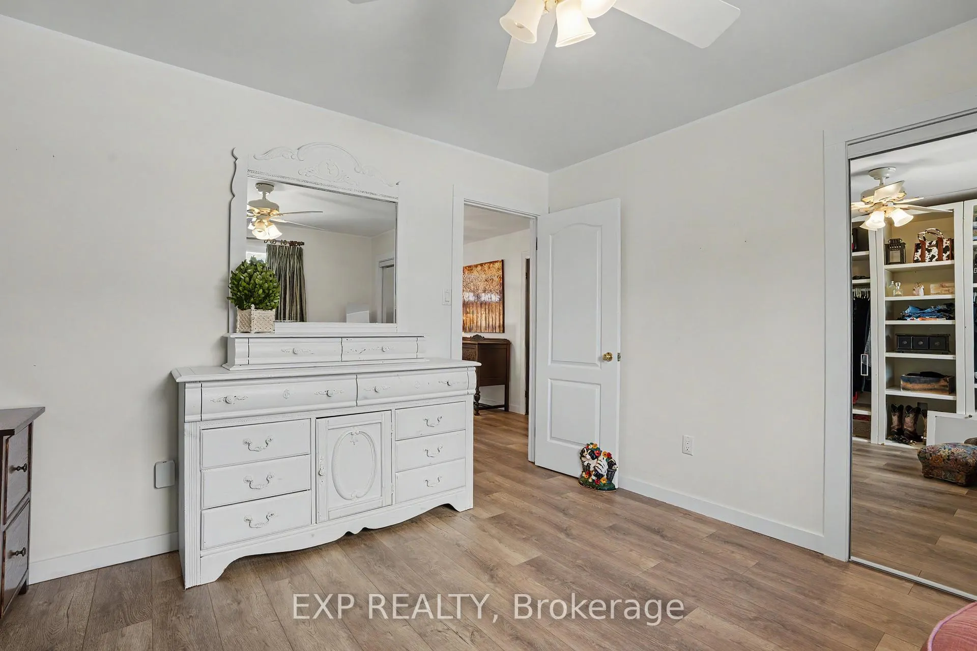 Photo 22 of 4566 Cedarbrook Lane, Lincoln, Beamsville — HOMEH