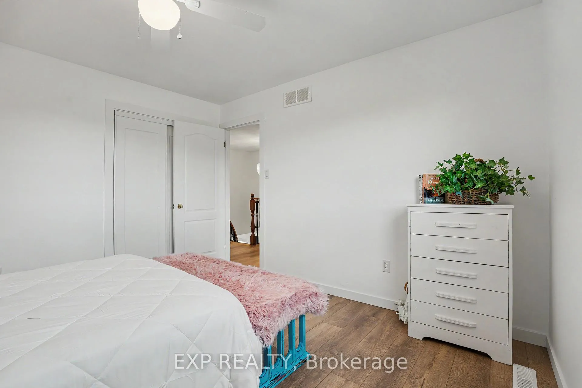 Photo 24 of 4566 Cedarbrook Lane, Lincoln, Beamsville — HOMEH
