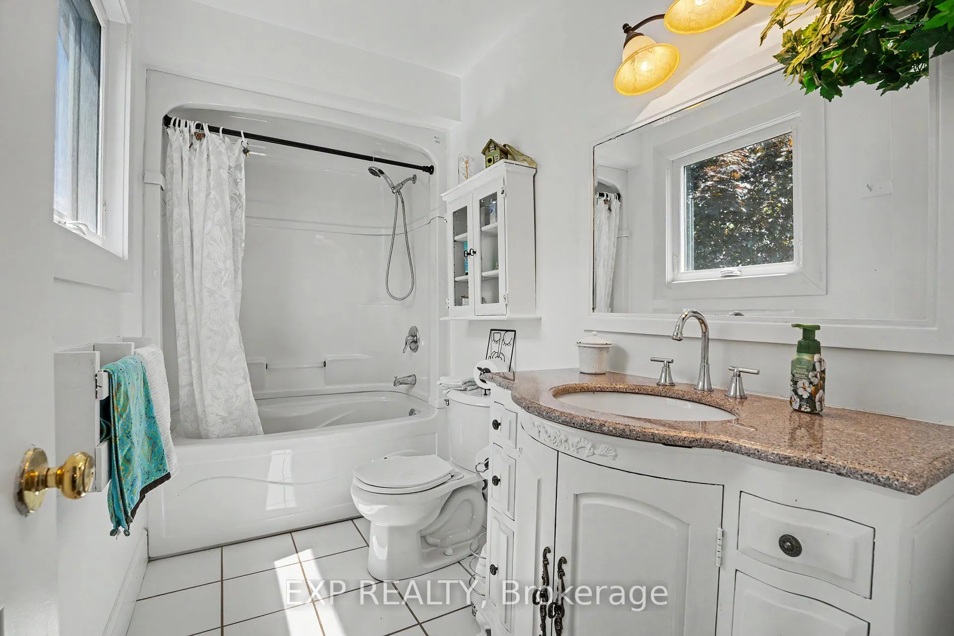 Photo 30 of 4566 Cedarbrook Lane, Lincoln, Beamsville — HOMEH