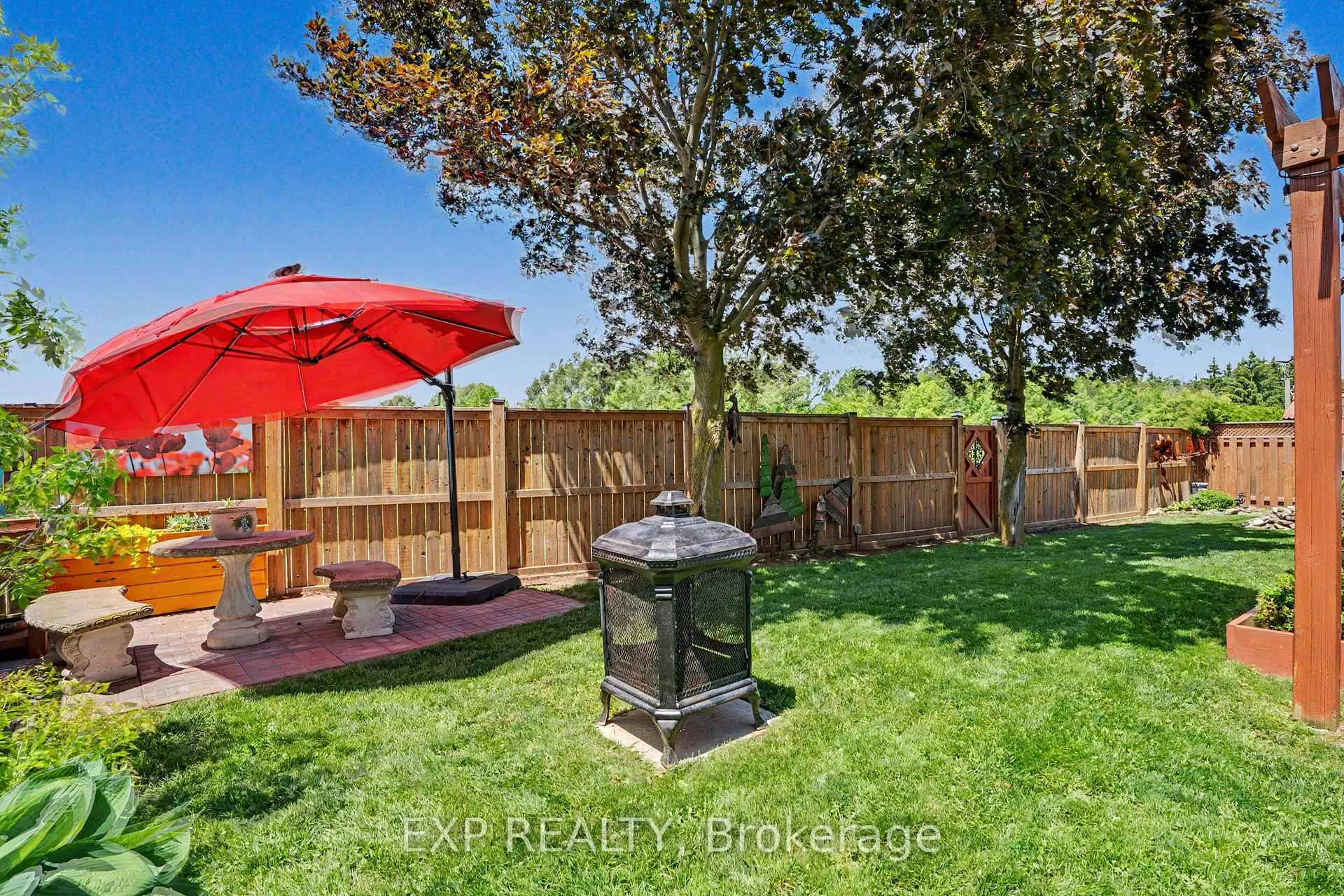 Photo 42 of 4566 Cedarbrook Lane, Lincoln, Beamsville — HOMEH