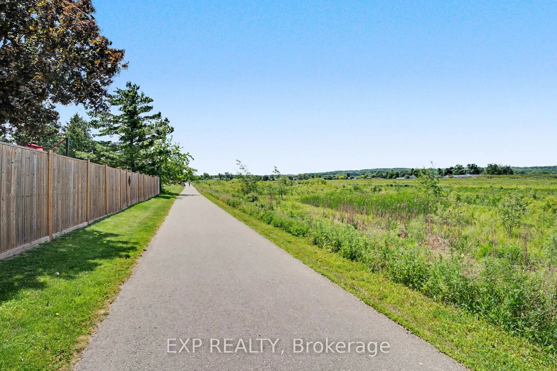 Photo 43 of 4566 Cedarbrook Lane, Lincoln, Beamsville — HOMEH