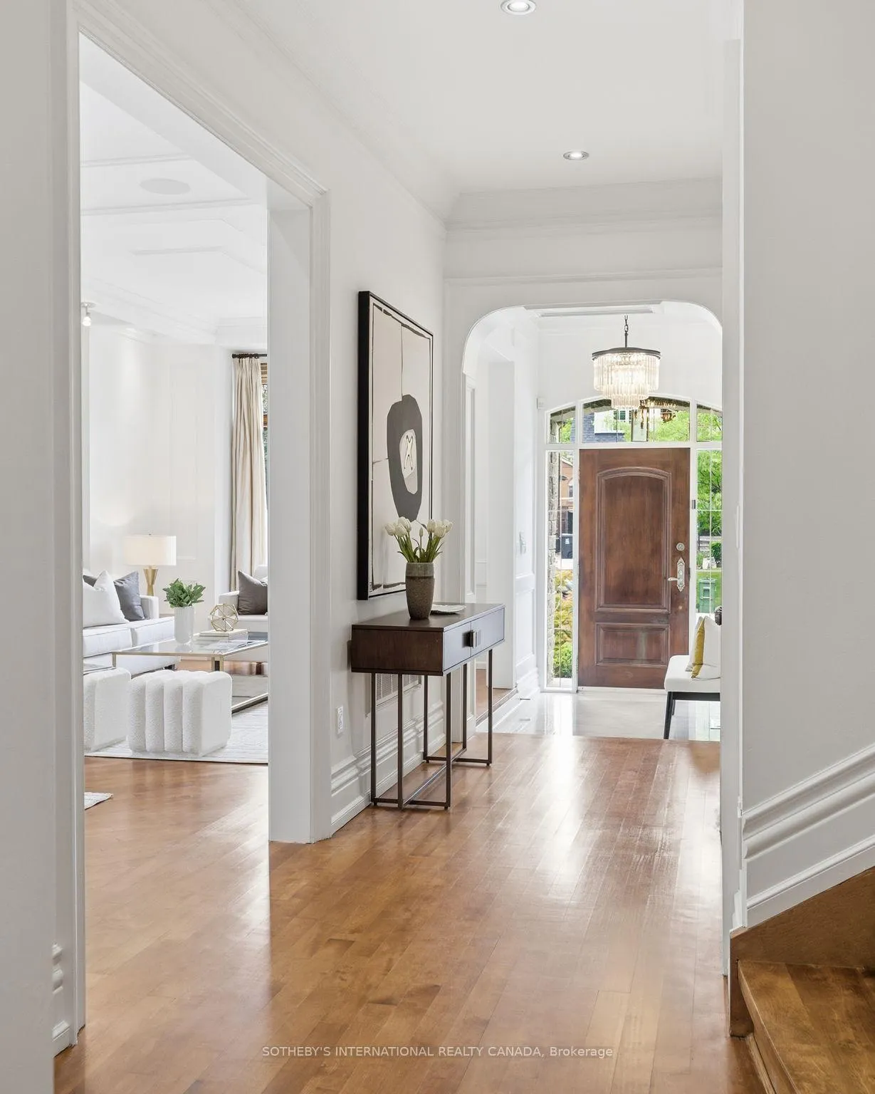 Photo 4 of 59 De Vere Gardens, Toronto, Bedford Park-Nortown — HOMEH
