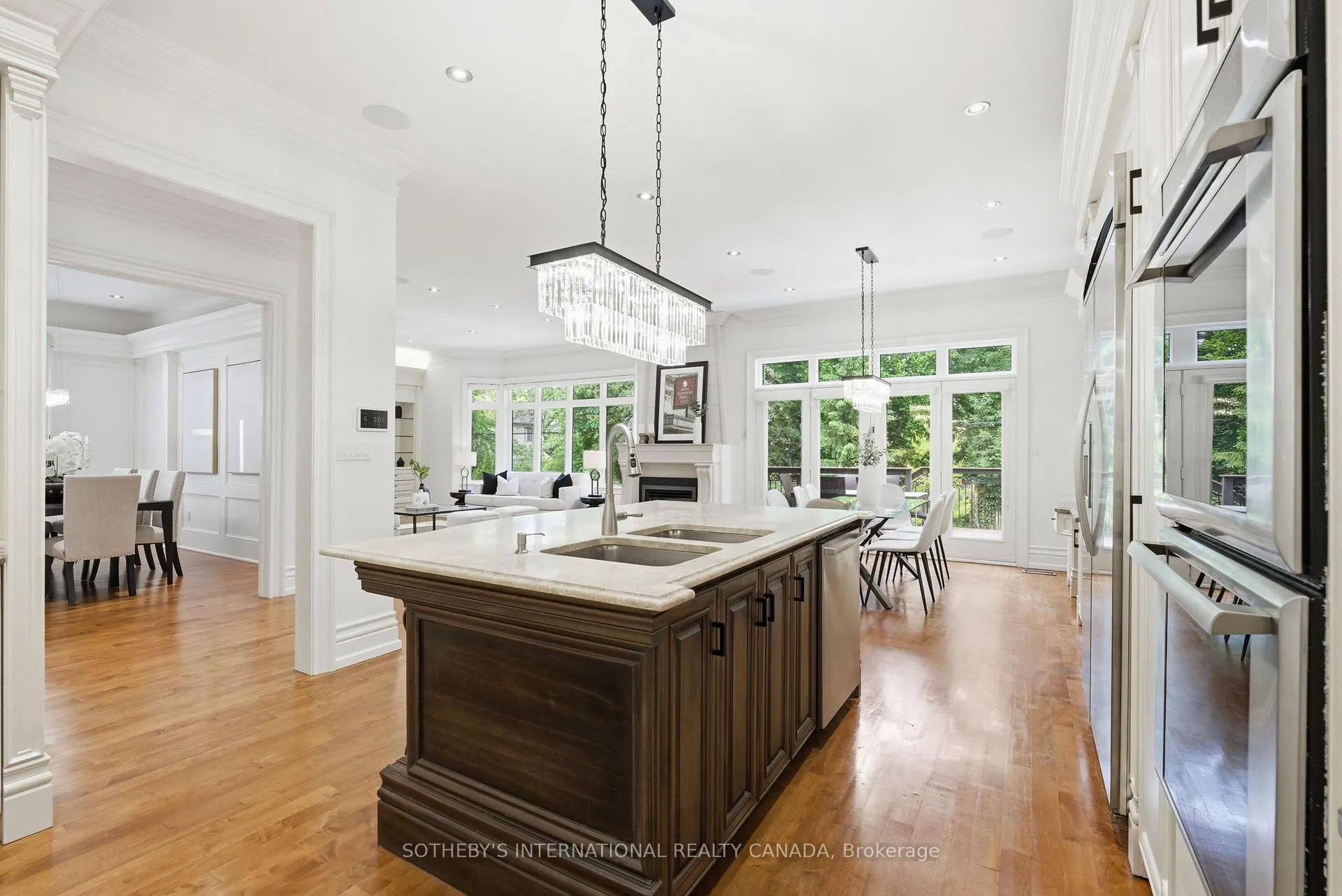 Photo 13 of 59 De Vere Gardens, Toronto, Bedford Park-Nortown — HOMEH
