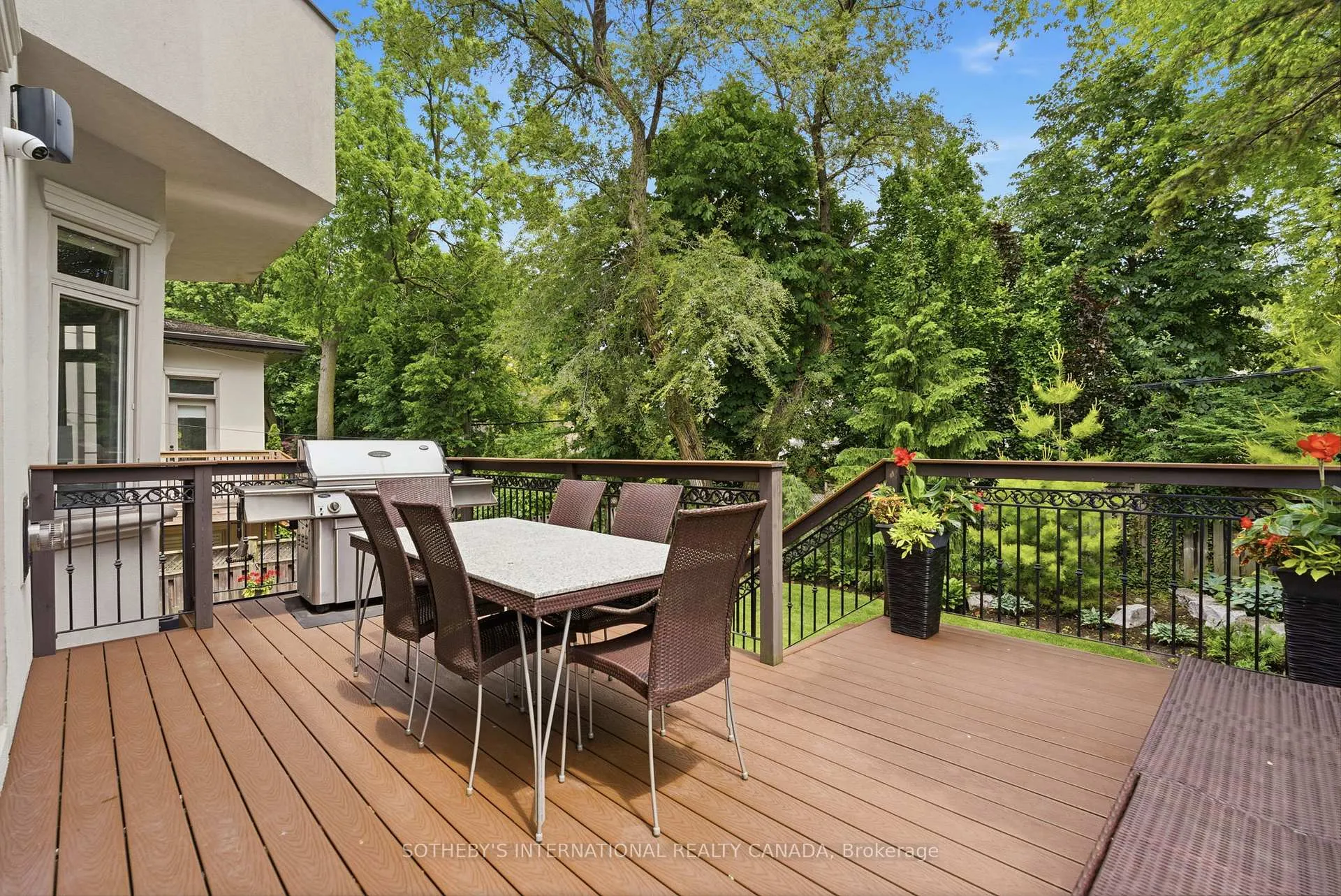 Photo 35 of 59 De Vere Gardens, Toronto, Bedford Park-Nortown — HOMEH