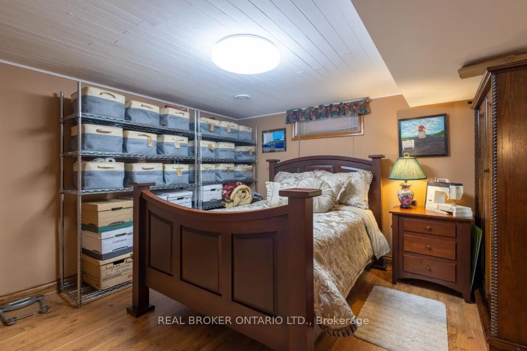Photo 14 of 153 Baffin Road, London, East I — HOMEH