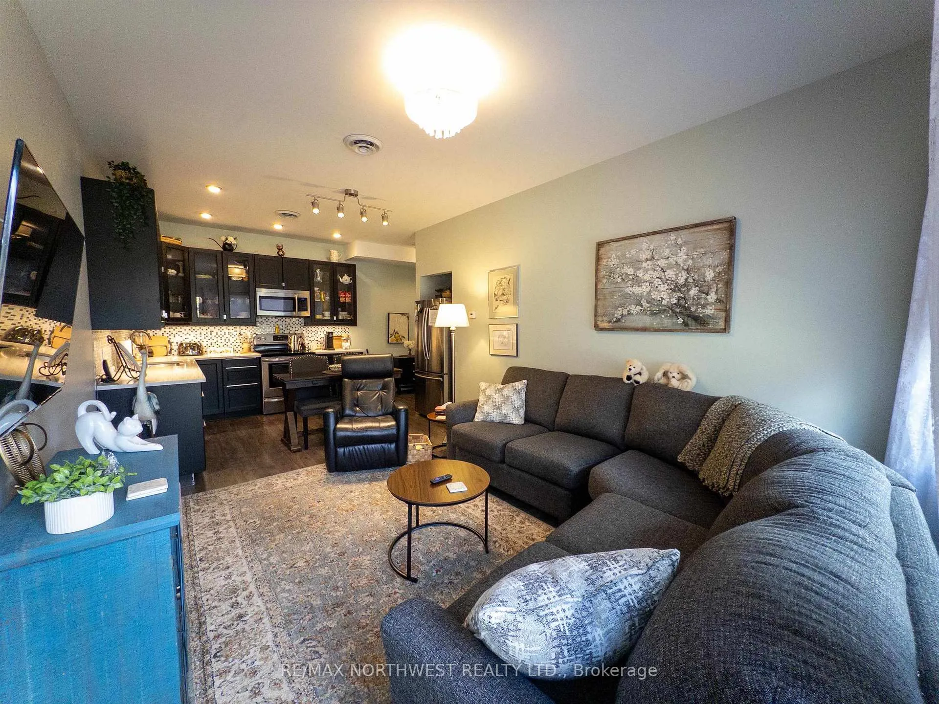Photo 8 of Unit 201, 100 First Avenue West, Kenora, Norman — HOMEH