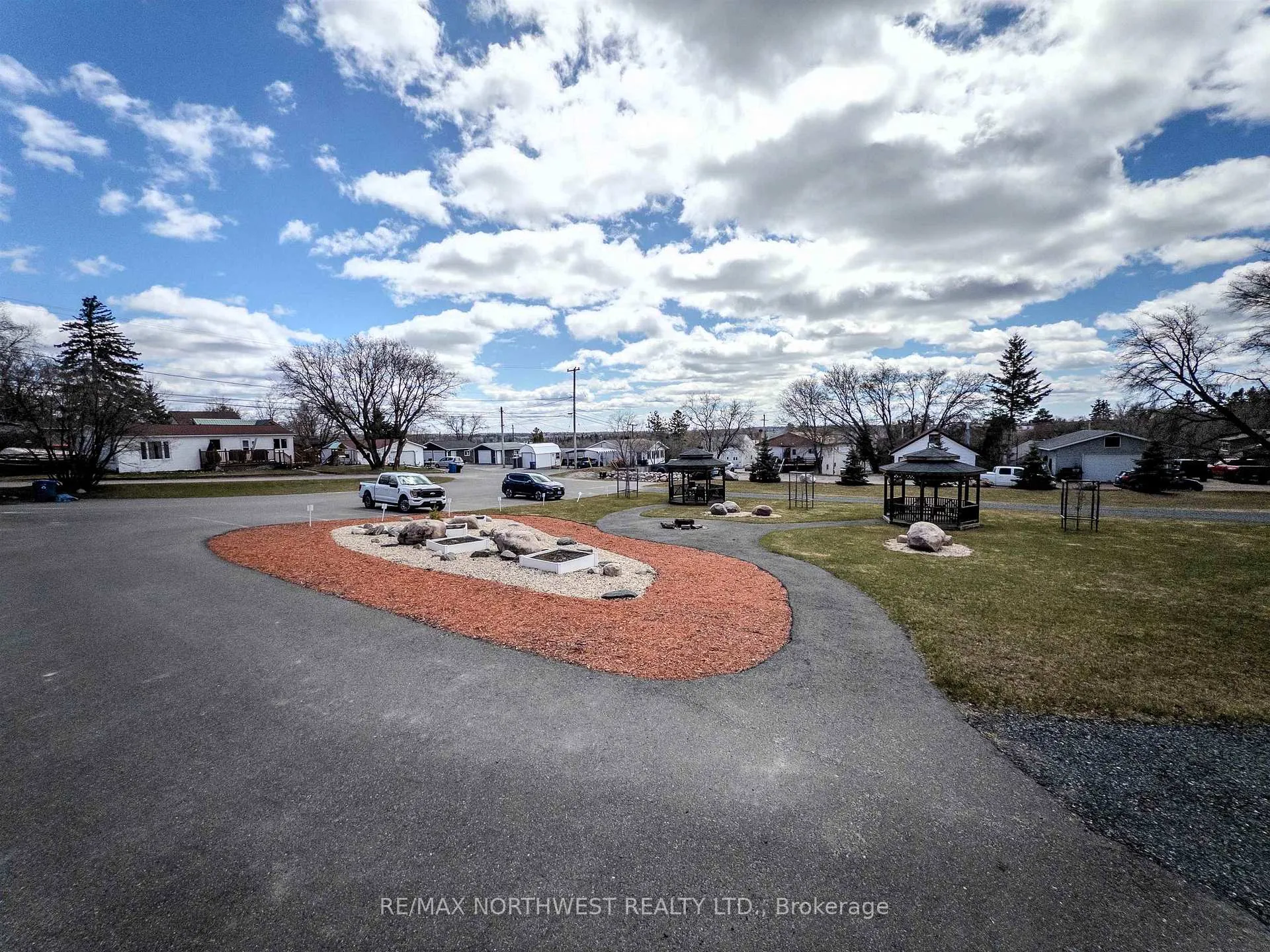 Photo 34 of Unit 201, 100 First Avenue West, Kenora, Norman — HOMEH