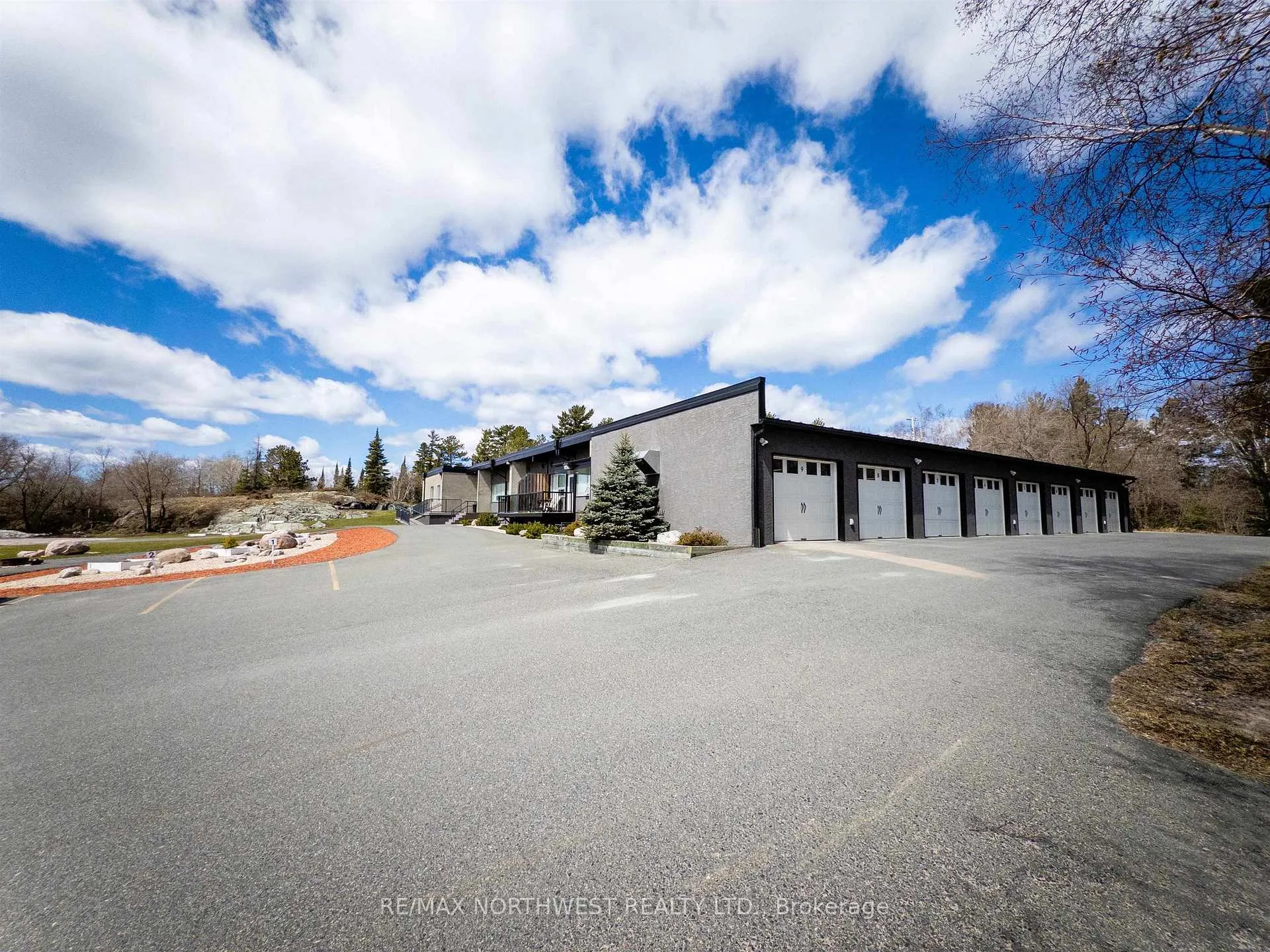 Photo 36 of Unit 201, 100 First Avenue West, Kenora, Norman — HOMEH
