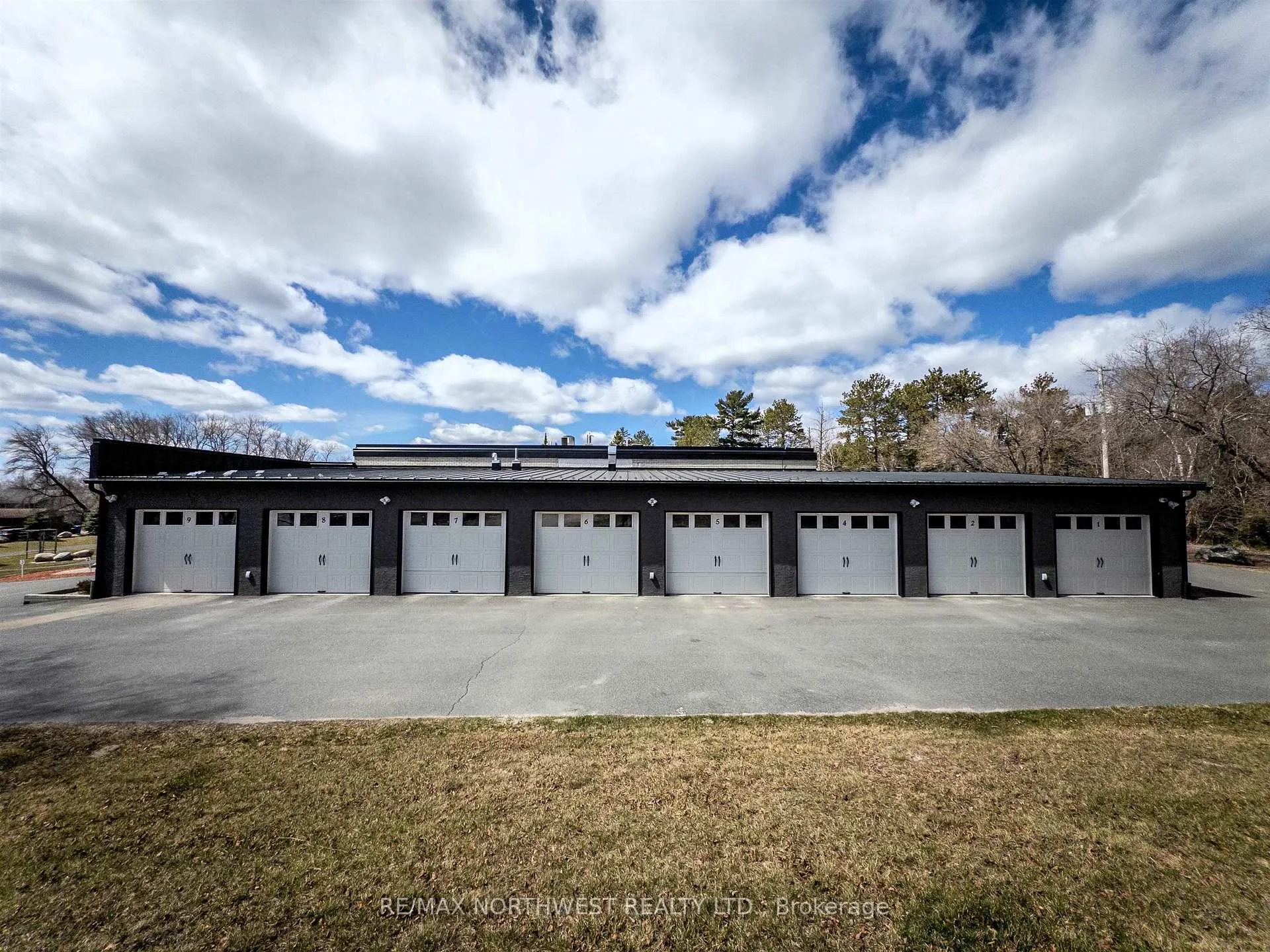 Photo 37 of Unit 201, 100 First Avenue West, Kenora, Norman — HOMEH