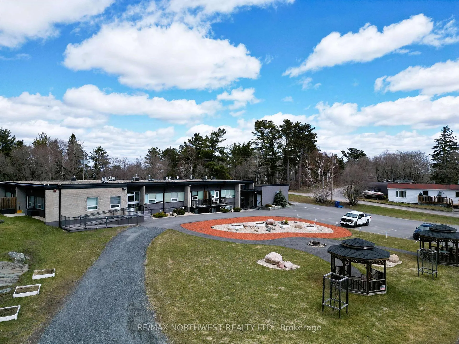 Photo 38 of Unit 201, 100 First Avenue West, Kenora, Norman — HOMEH