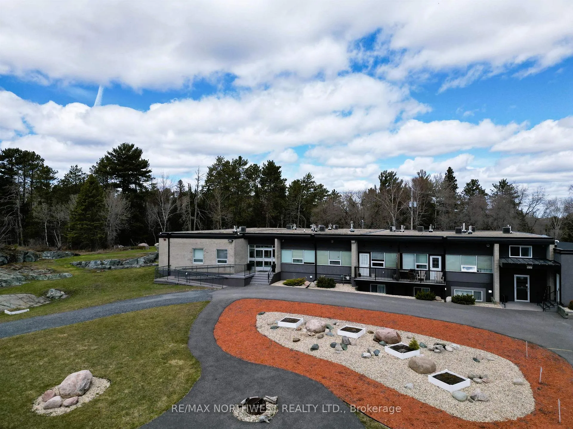 Photo 40 of Unit 201, 100 First Avenue West, Kenora, Norman — HOMEH
