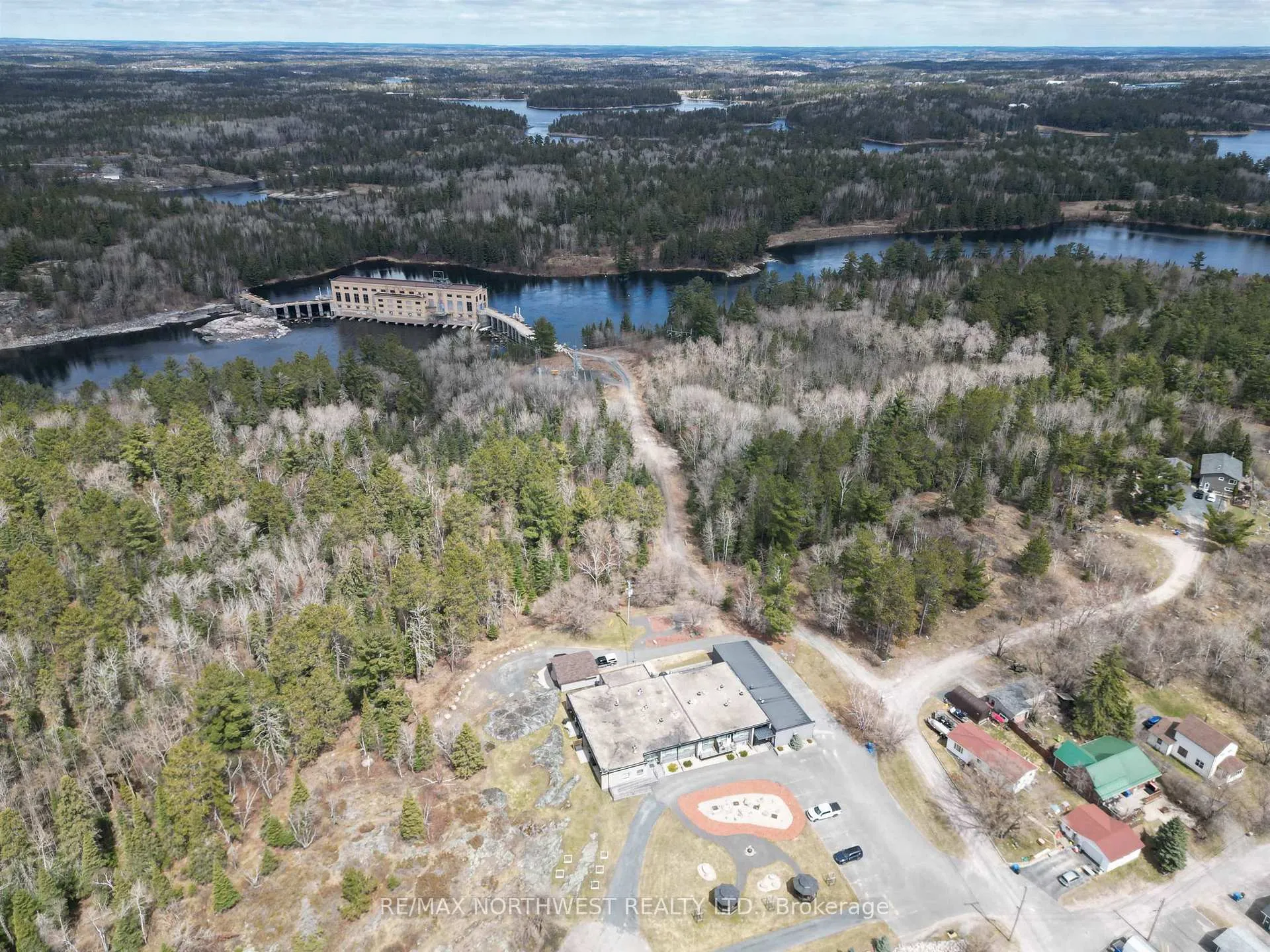 Photo 43 of Unit 201, 100 First Avenue West, Kenora, Norman — HOMEH