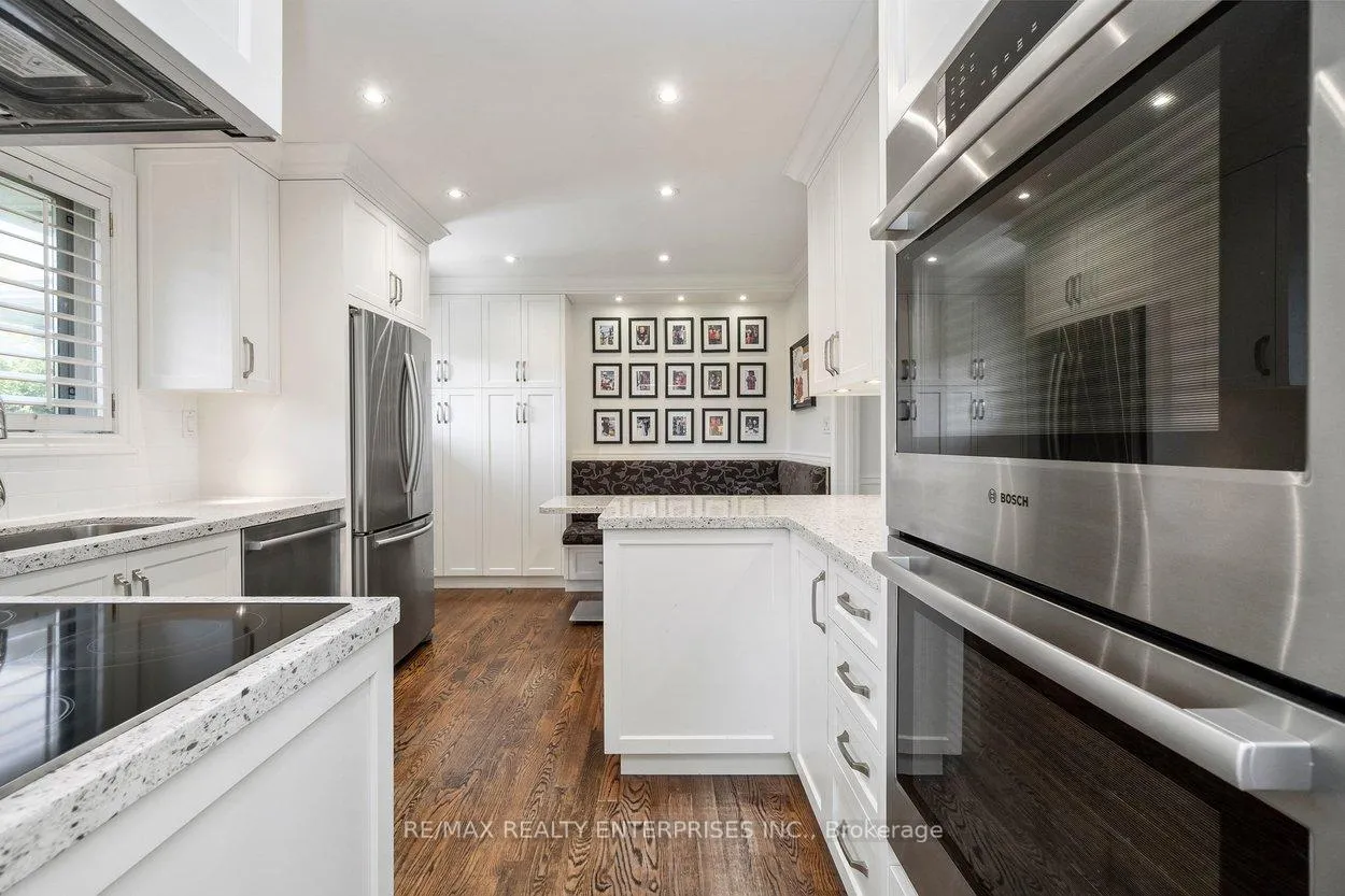 Photo 19 of 63 Orkney Crescent, Etobicoke, Princess-Rosethorn — HOMEH