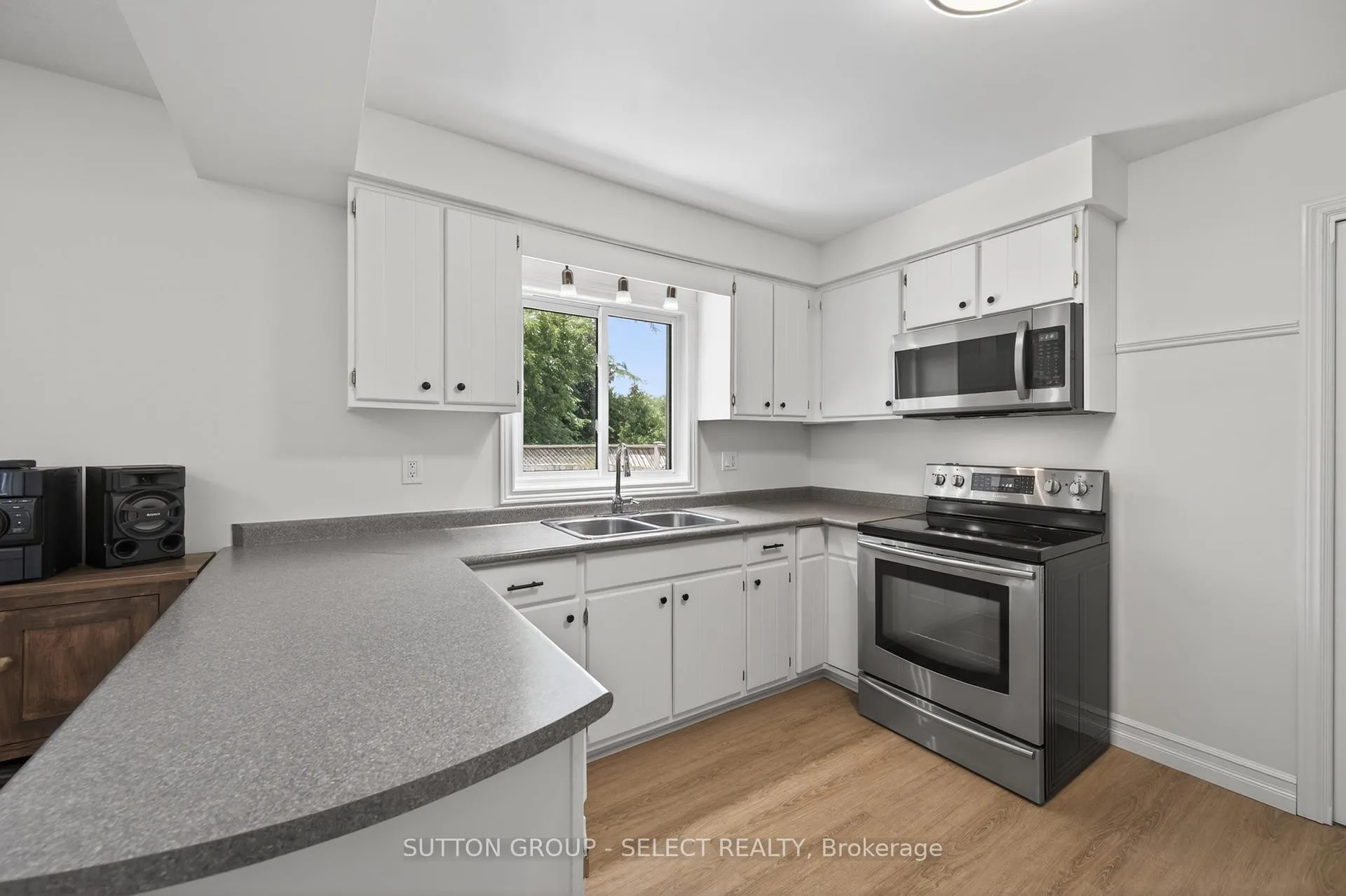 Photo 13 of 268 Margaret Street, Middlesex Centre, Ilderton — HOMEH