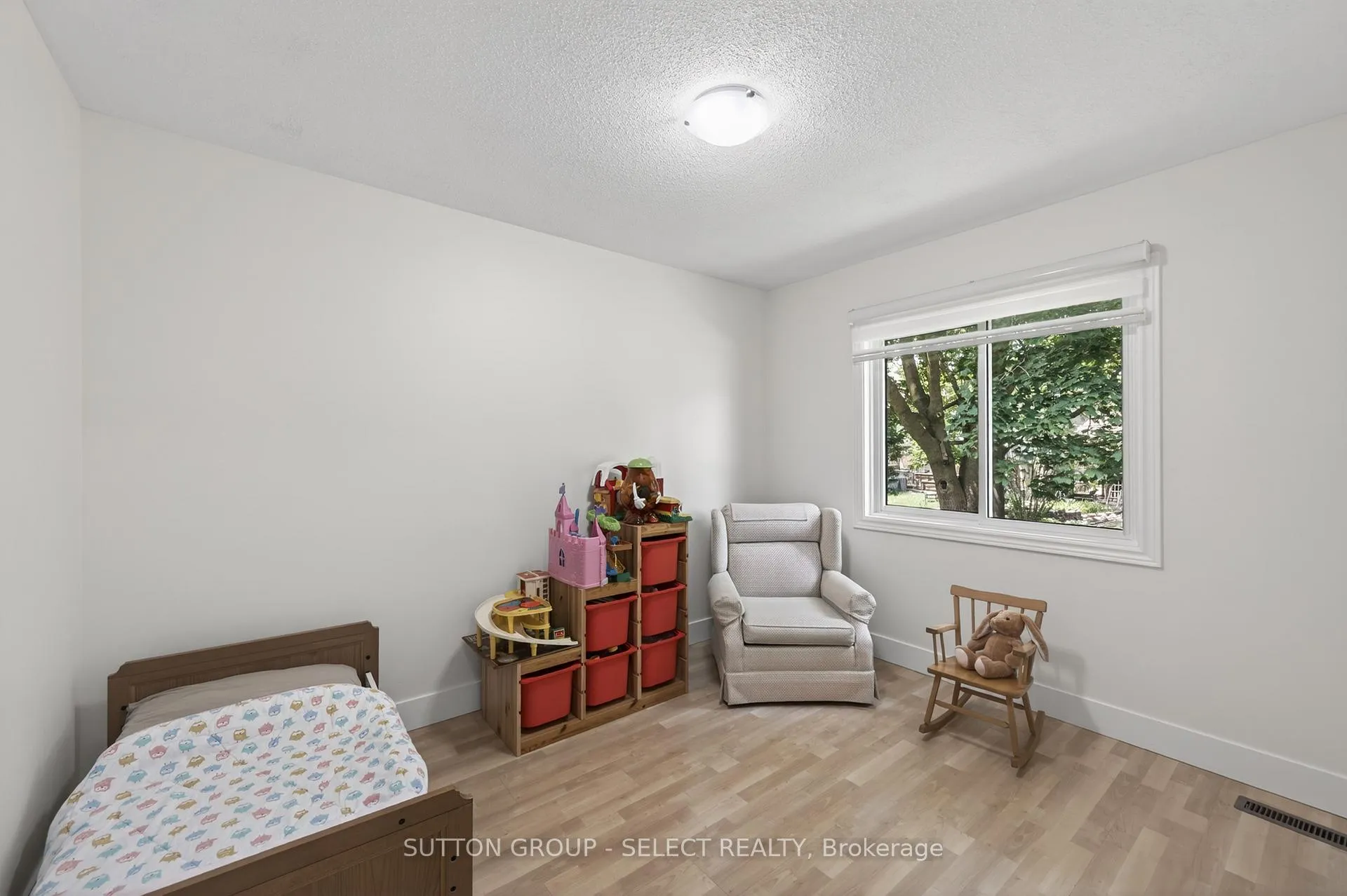 Photo 20 of 268 Margaret Street, Middlesex Centre, Ilderton — HOMEH