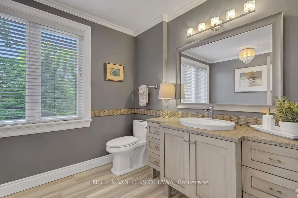 Photo 25 of 10 Rock Avenue, Ottawa, Lindenlea — HOMEH