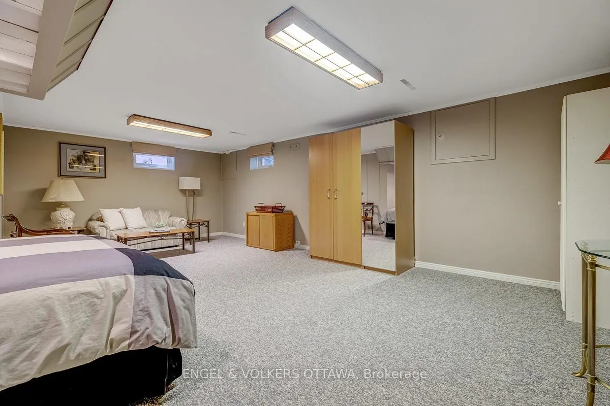 Photo 33 of 10 Rock Avenue, Ottawa, Lindenlea — HOMEH