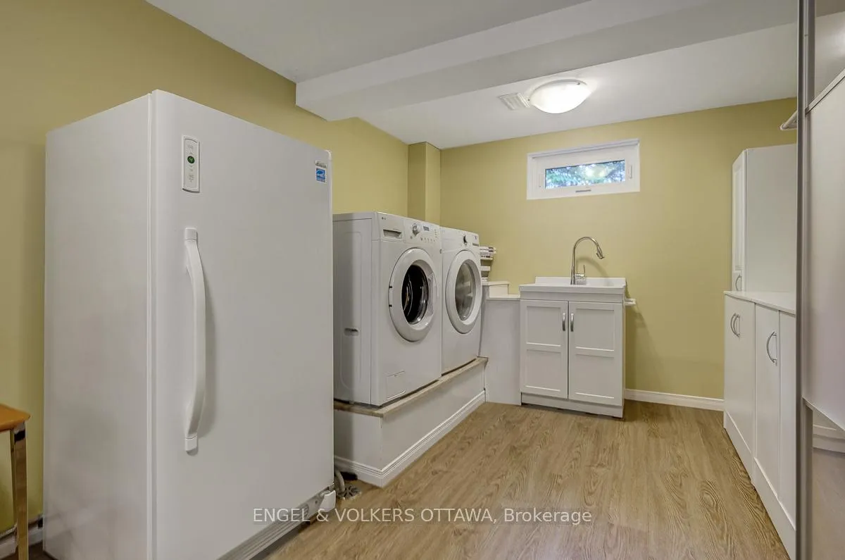 Photo 35 of 10 Rock Avenue, Ottawa, Lindenlea — HOMEH