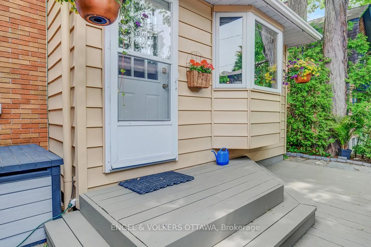 Photo 38 of 10 Rock Avenue, Ottawa, Lindenlea — HOMEH