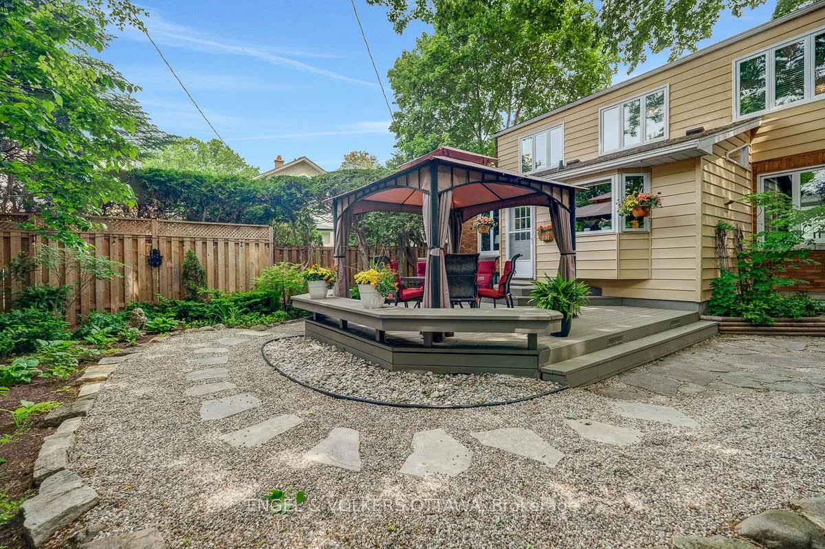 Photo 43 of 10 Rock Avenue, Ottawa, Lindenlea — HOMEH