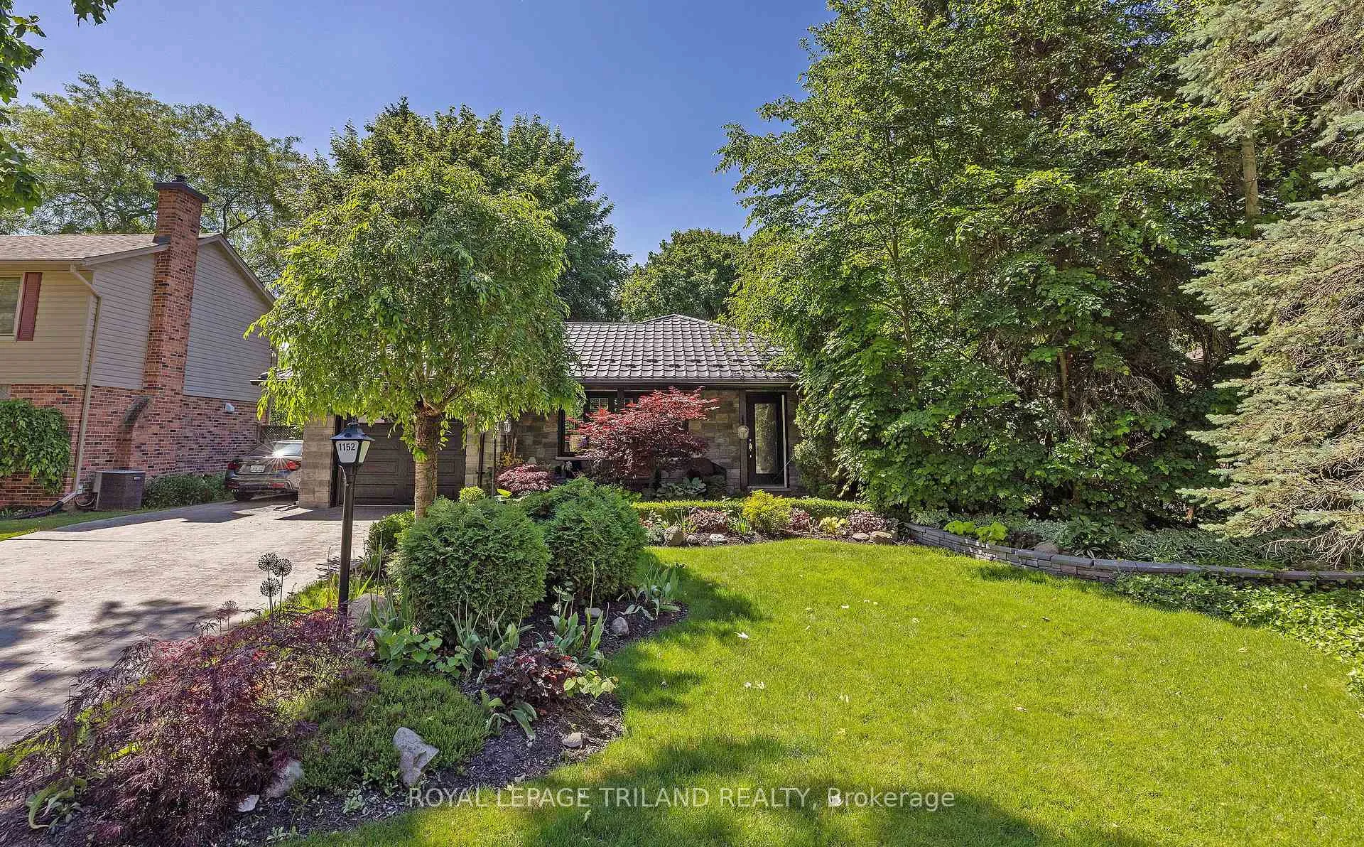 Front of 1152 Ivanhill Road