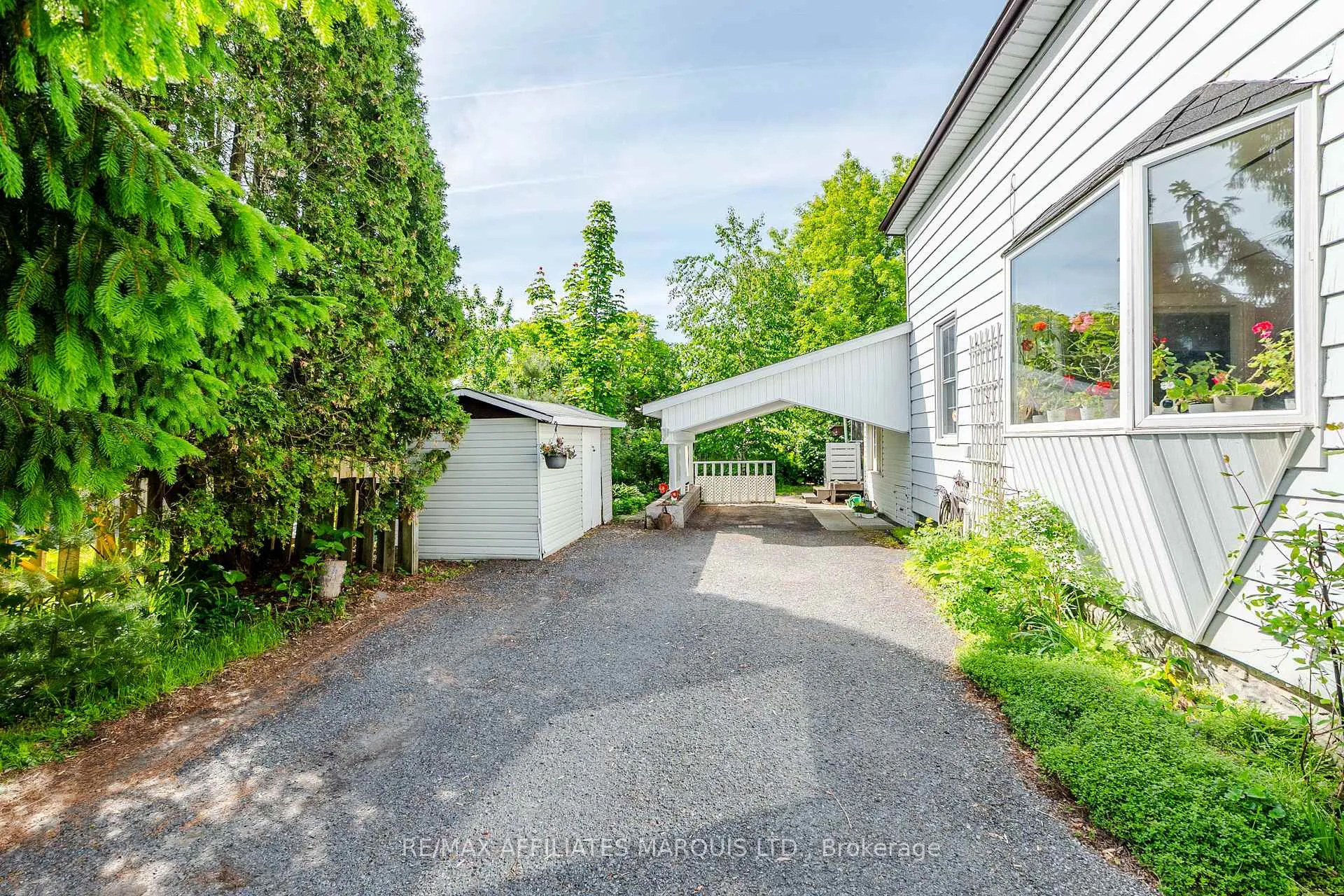 Photo 3 of 10 Smith Avenue, Cornwall — HOMEH