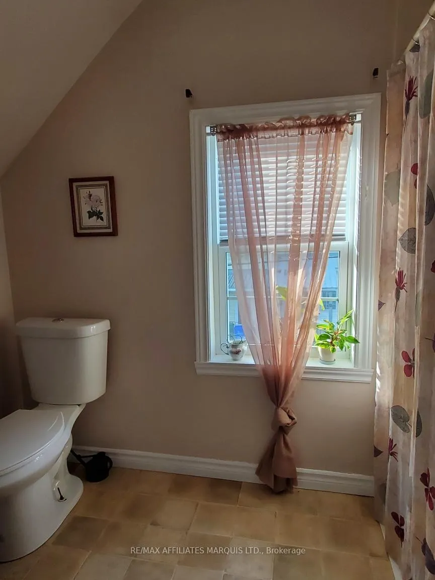 Photo 20 of 10 Smith Avenue, Cornwall — HOMEH