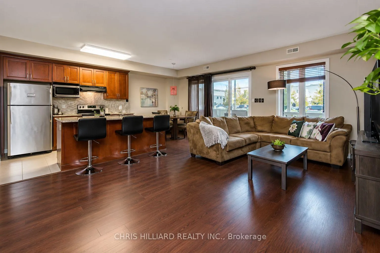 Photo 2 of Unit A, 3789 Canyon Walk Drive, Ottawa, Riverside South/Gloucester Glen — HOMEH