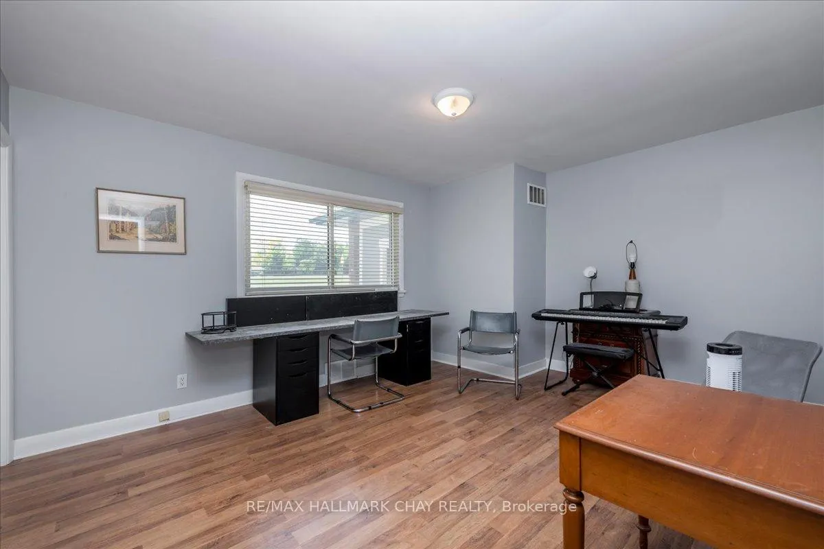 Photo 62 of 69 Rodney Street, Barrie, Codrington — HOMEH